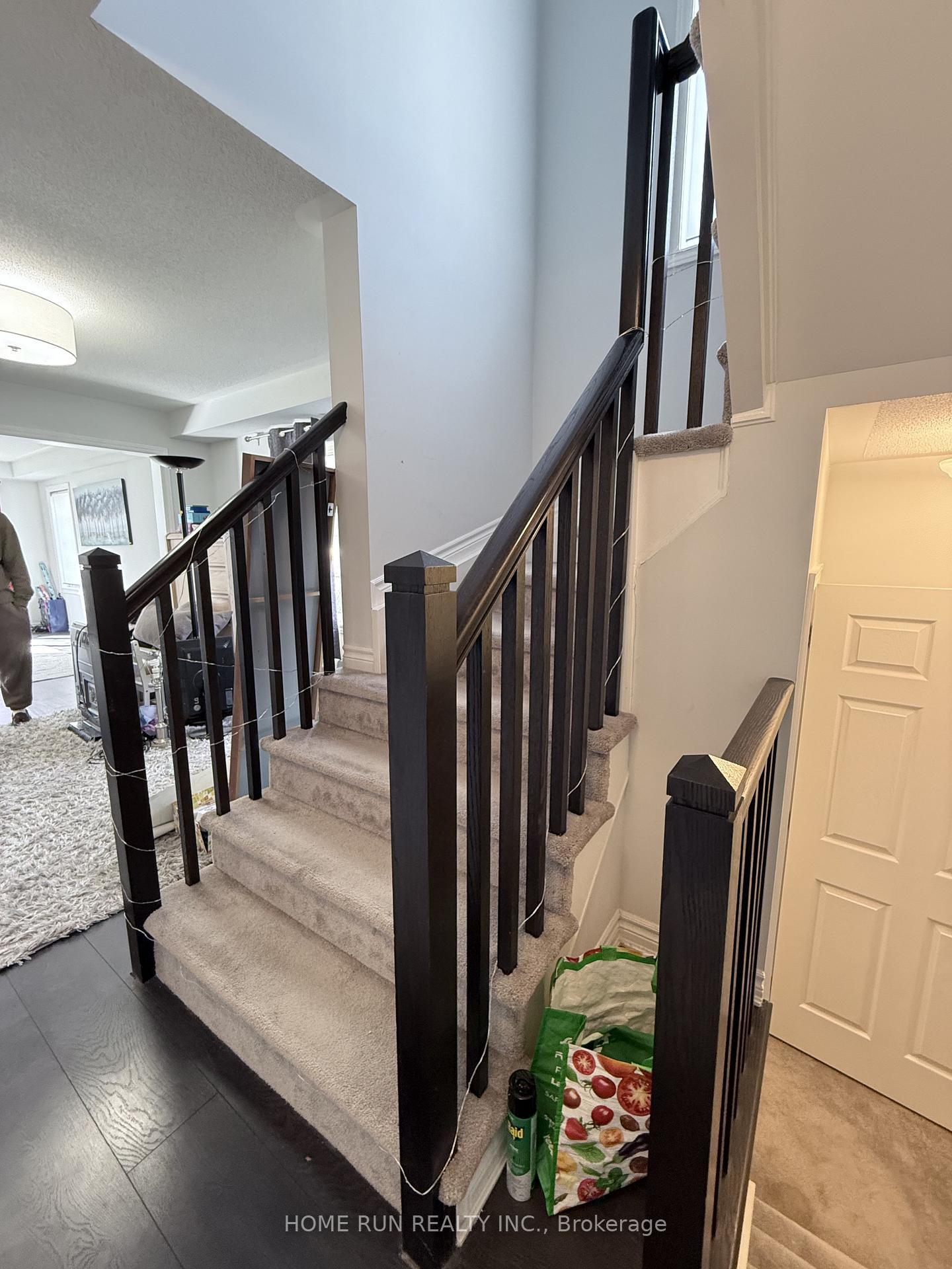 Photo 11 of 348 Rouncey Road, Ottawa, Kanata - Emerald Meadows/Trailwest — HOMEH