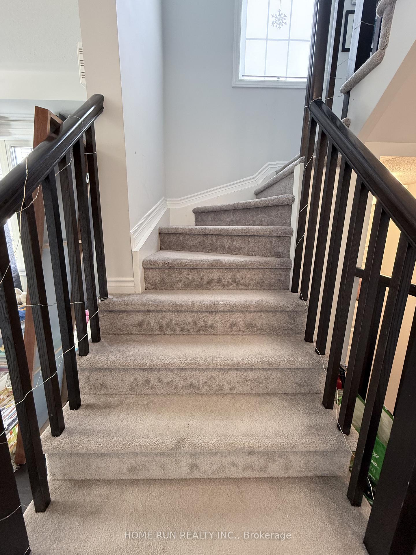 Photo 12 of 348 Rouncey Road, Ottawa, Kanata - Emerald Meadows/Trailwest — HOMEH