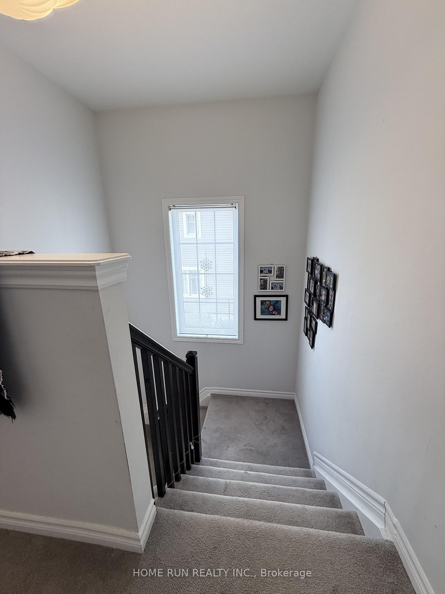 Photo 14 of 348 Rouncey Road, Ottawa, Kanata - Emerald Meadows/Trailwest — HOMEH