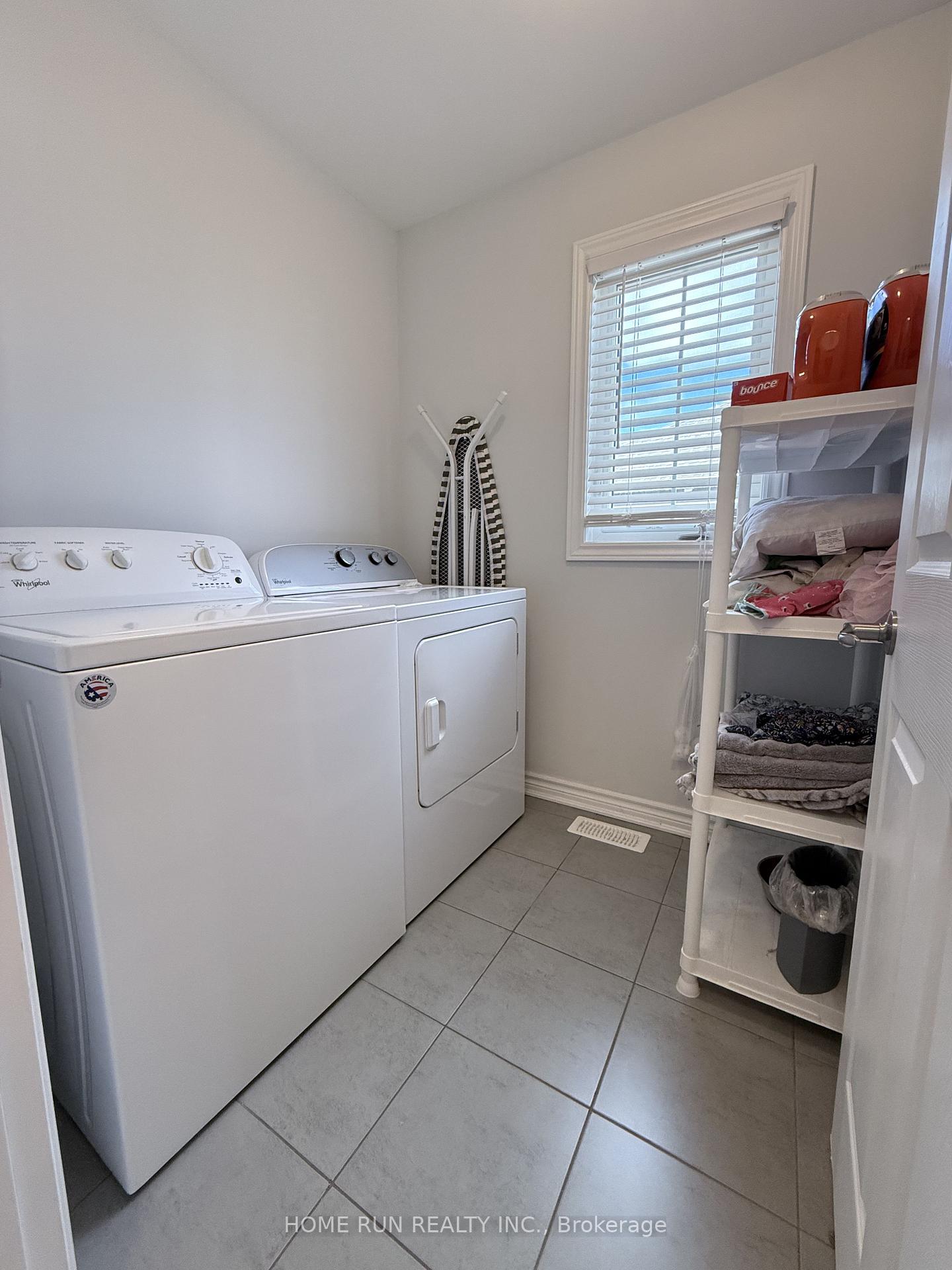 Photo 24 of 348 Rouncey Road, Ottawa, Kanata - Emerald Meadows/Trailwest — HOMEH