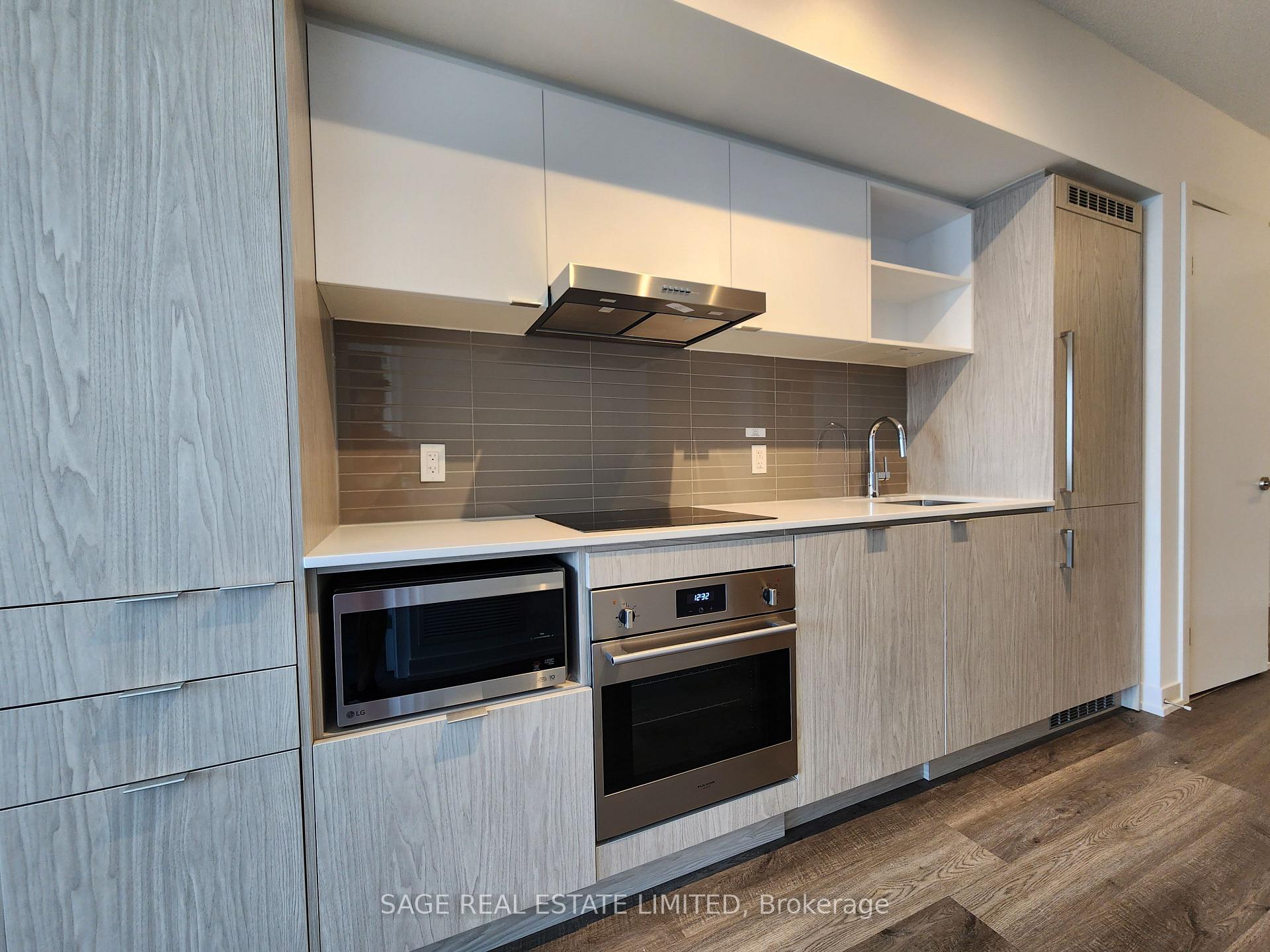 Photo 9 of Unit 4510, 55 Cooper Street, Toronto, Waterfront Communities — HOMEH