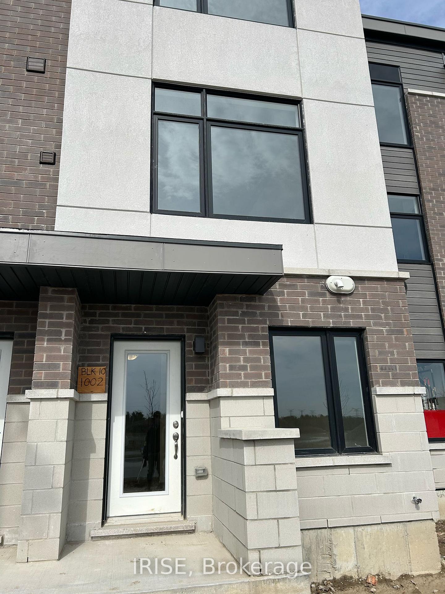 Photo 1 of Unit 603, 1695 Dersan Street, Pickering, Duffin Heights — HOMEH