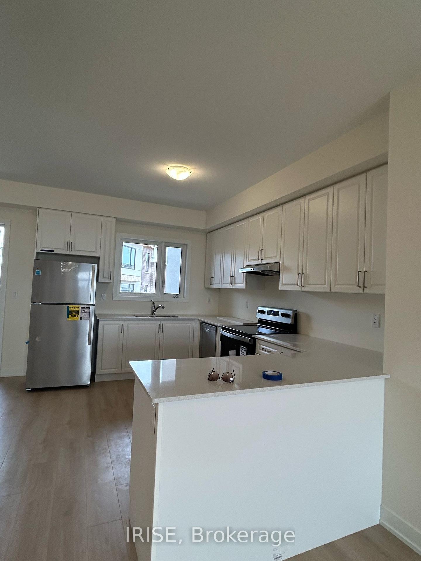 Photo 8 of Unit 603, 1695 Dersan Street, Pickering, Duffin Heights — HOMEH