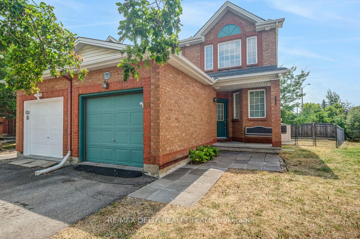 Photo 1 of 211 Duntroon Circle, Ottawa, Hunt Club Park/Greenboro — HOMEH