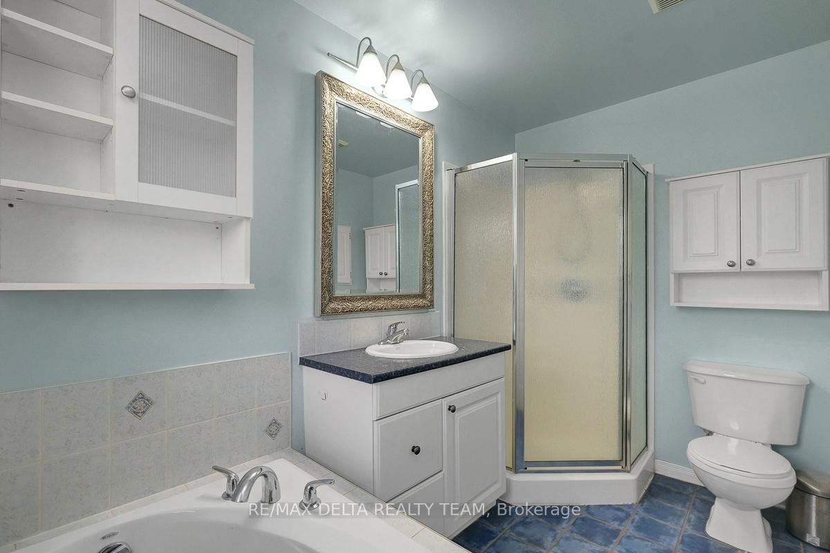 Photo 28 of 211 Duntroon Circle, Ottawa, Hunt Club Park/Greenboro — HOMEH
