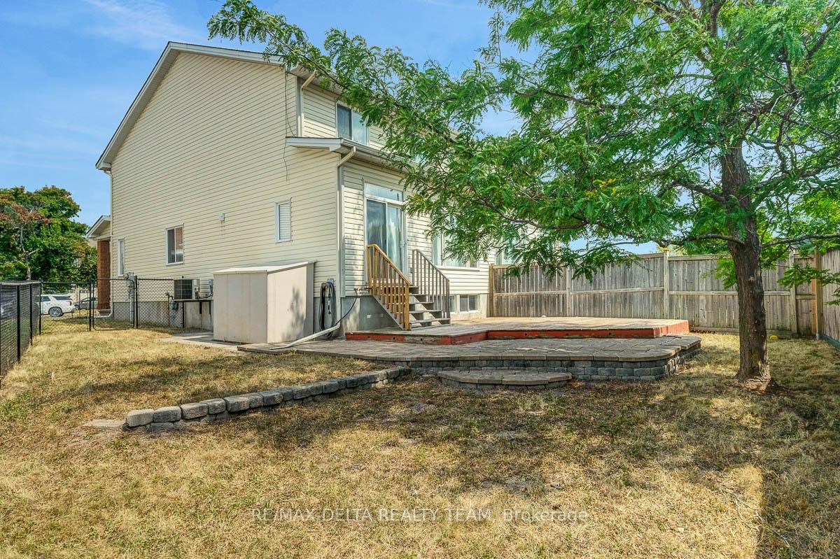 Photo 39 of 211 Duntroon Circle, Ottawa, Hunt Club Park/Greenboro — HOMEH