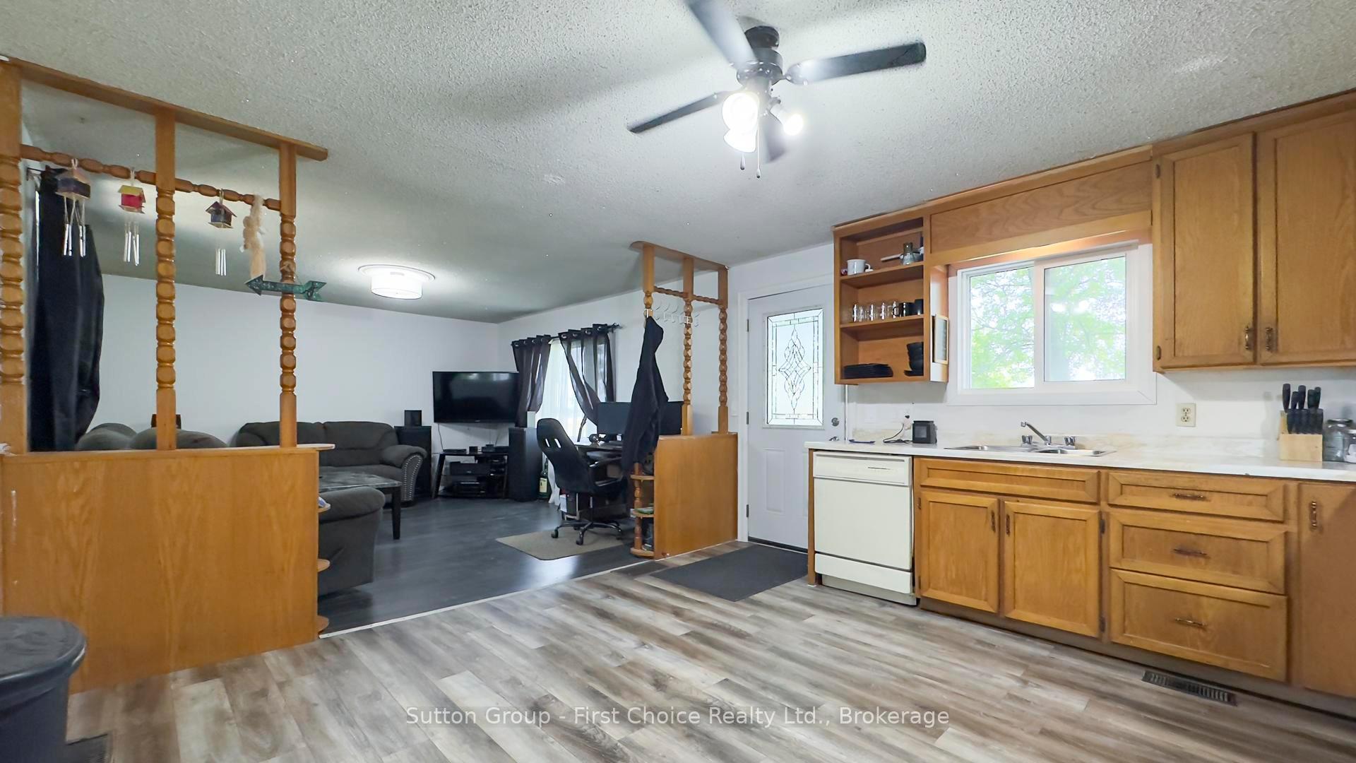 Photo 13 of 44146 Line 34, Huron East, McKillop — HOMEH