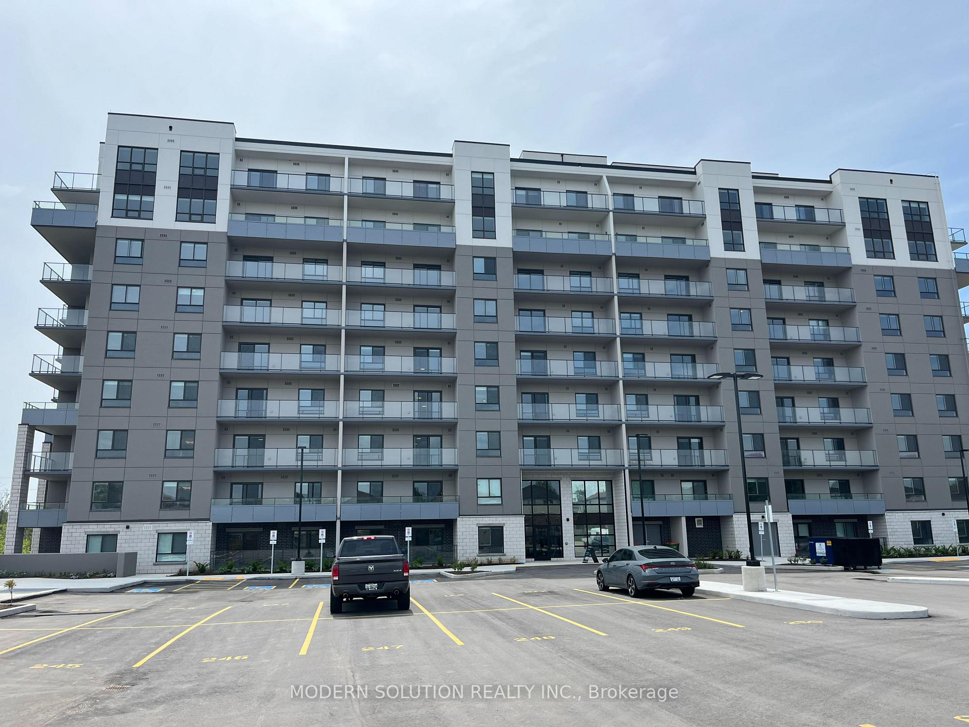 Photo 1 of Unit 600, 425 Watson Parkway N, Guelph, Grange Road — HOMEH