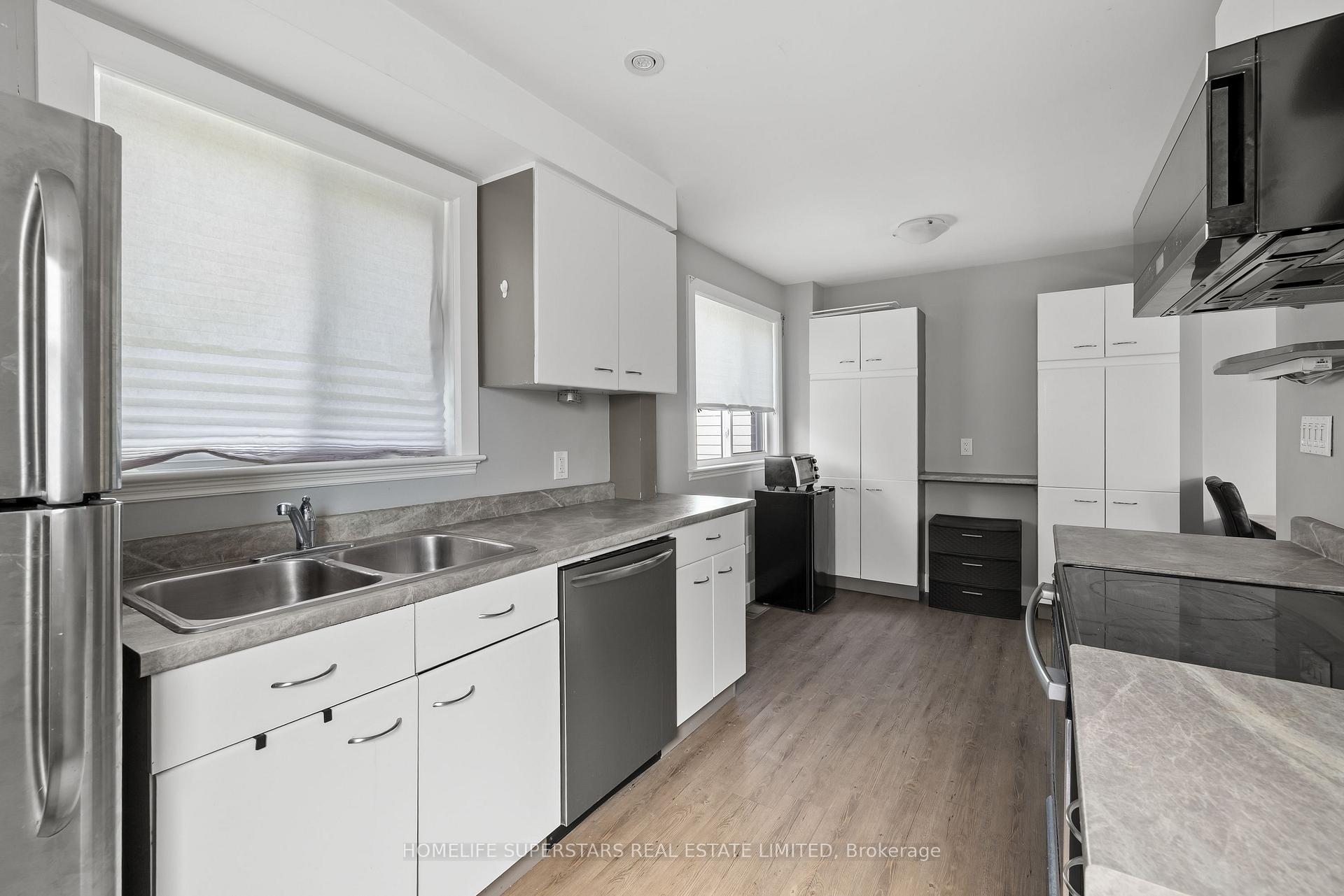 Photo 10 of 275 Raglan Road N, Kingston, East of Sir John A. Blvd — HOMEH