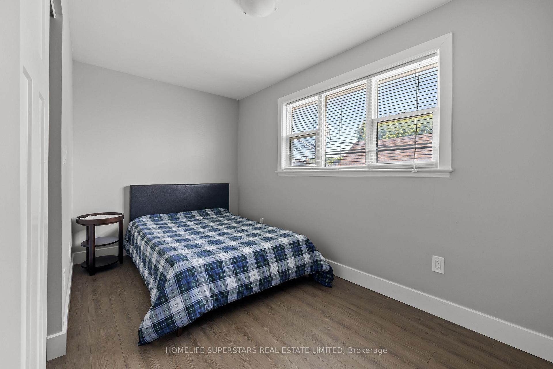 Photo 18 of 275 Raglan Road N, Kingston, East of Sir John A. Blvd — HOMEH