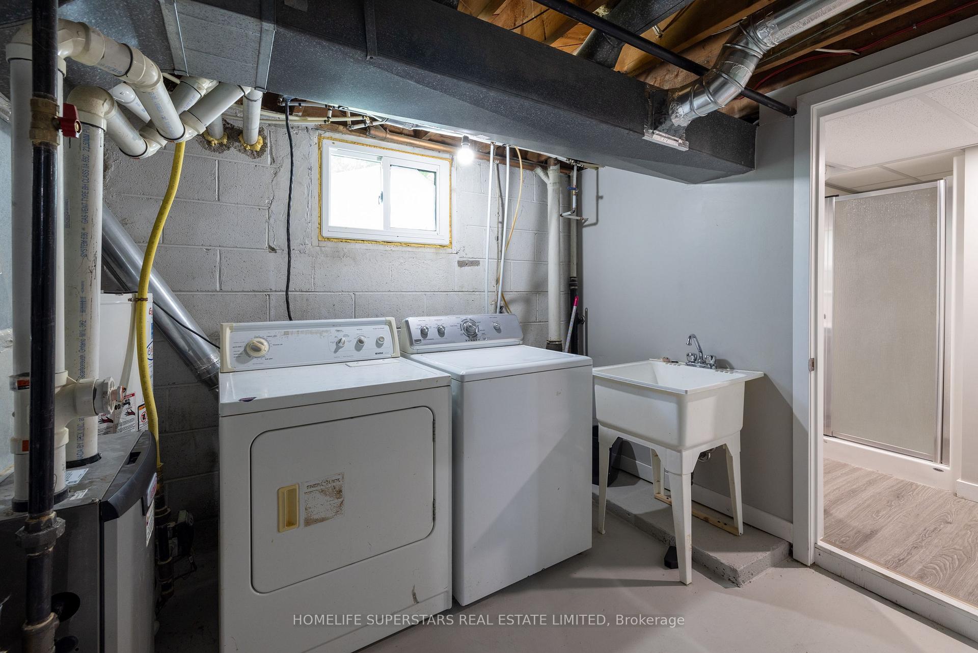 Photo 25 of 275 Raglan Road N, Kingston, East of Sir John A. Blvd — HOMEH