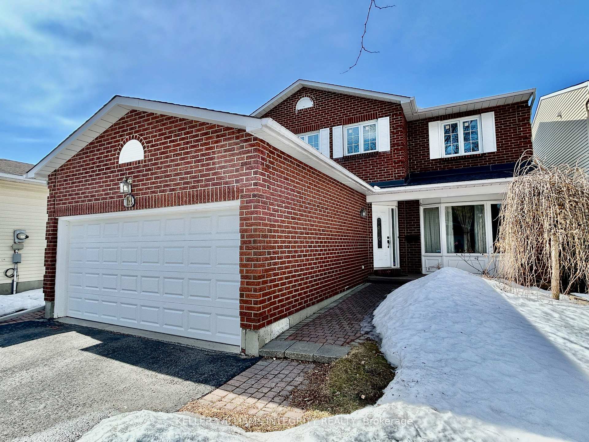 Photo 3 of 14 Pittaway Avenue, Ottawa, Hunt Club Park — HOMEH