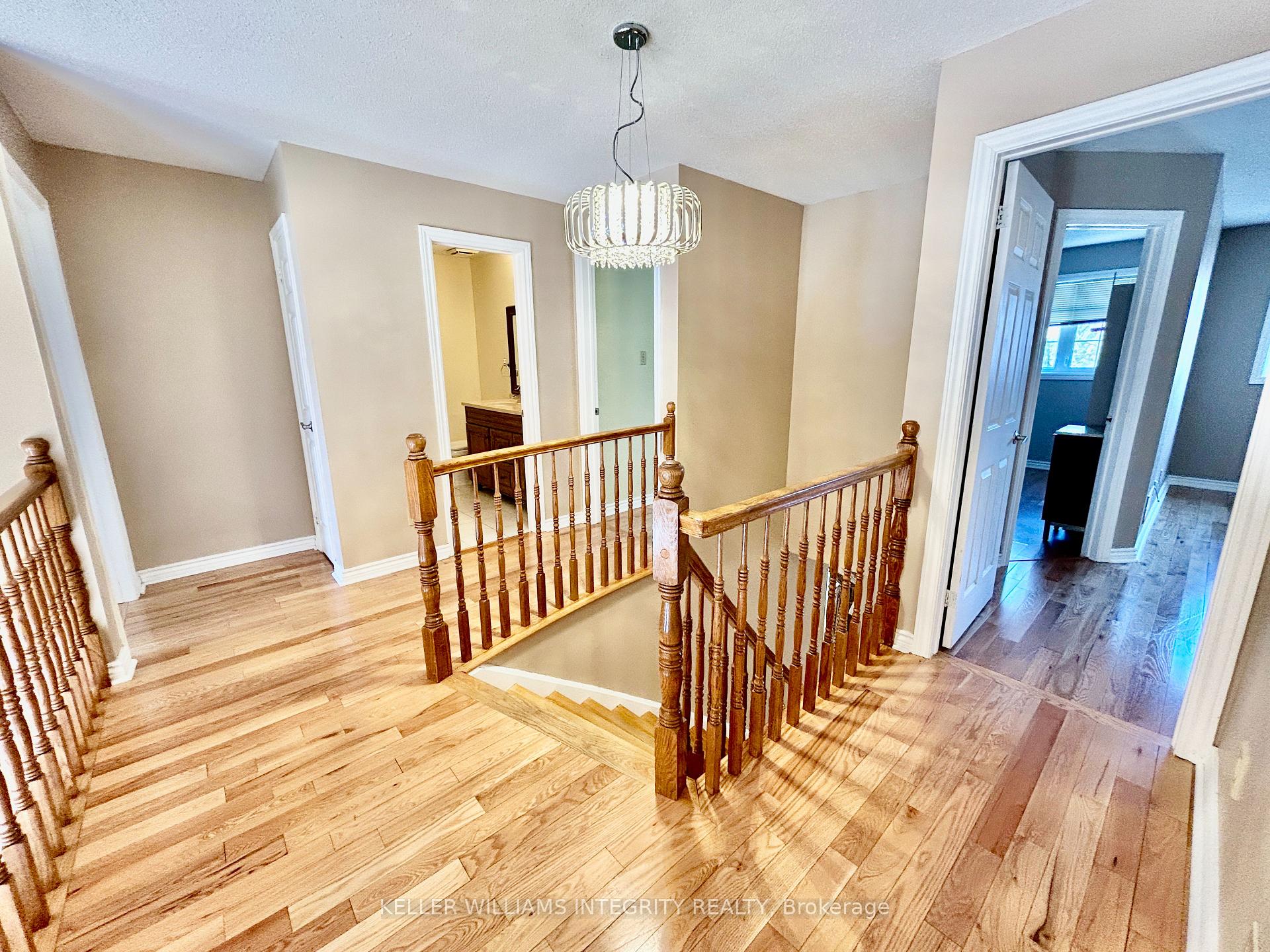 Photo 23 of 14 Pittaway Avenue, Ottawa, Hunt Club Park — HOMEH