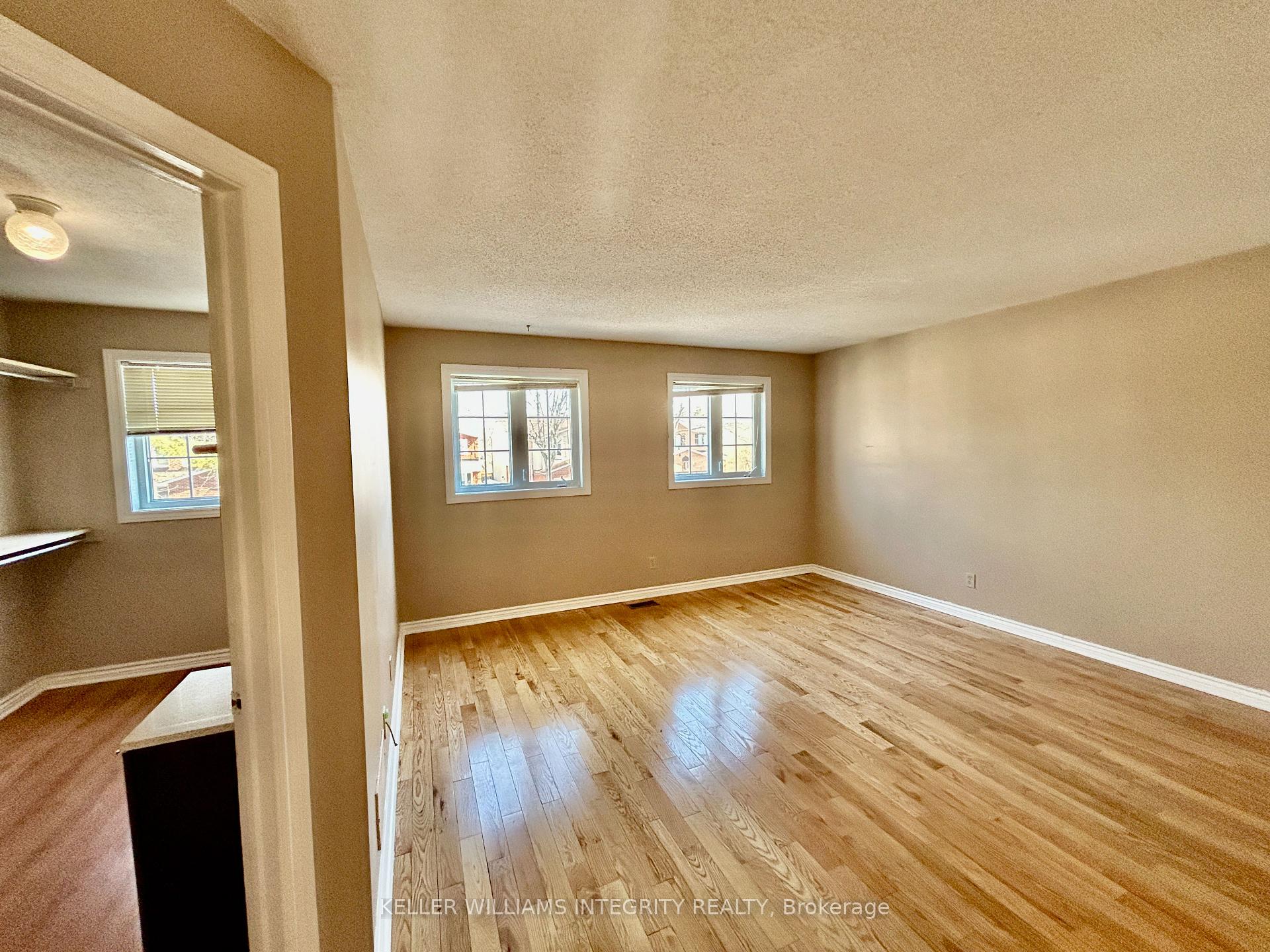 Photo 25 of 14 Pittaway Avenue, Ottawa, Hunt Club Park — HOMEH