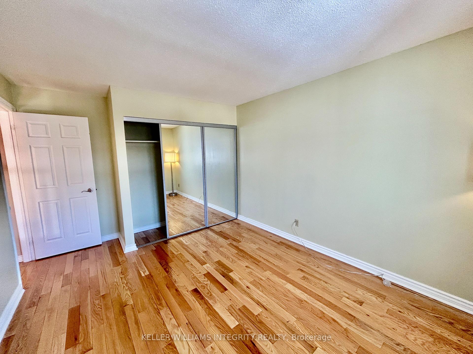 Photo 32 of 14 Pittaway Avenue, Ottawa, Hunt Club Park — HOMEH