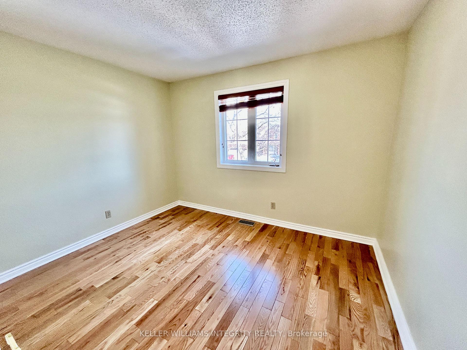 Photo 36 of 14 Pittaway Avenue, Ottawa, Hunt Club Park — HOMEH