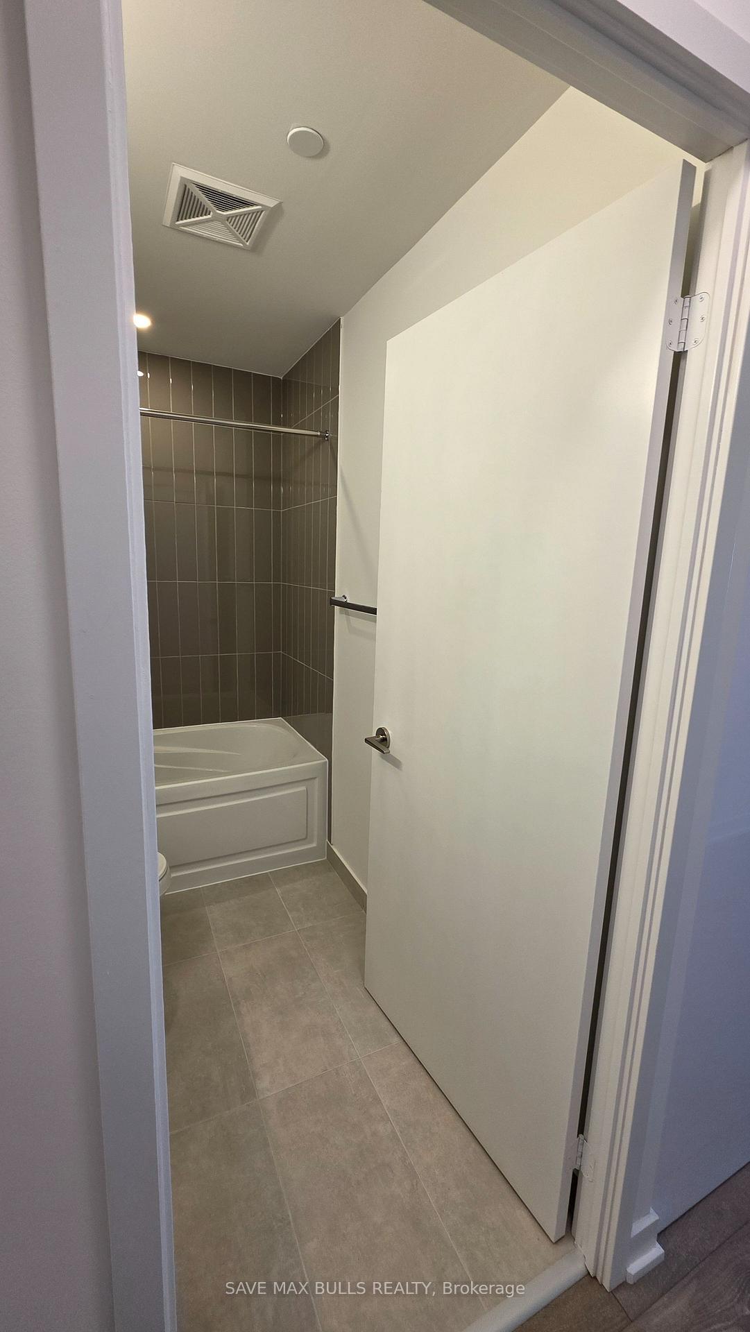 Photo 8 of Unit 1110, 225 Malta Avenue, Brampton, Fletcher's Creek South — HOMEH