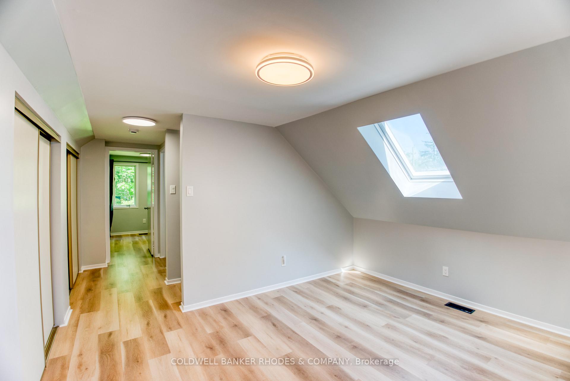 Photo 14 of 18 Sandridge Road, Ottawa, Manor Park — HOMEH