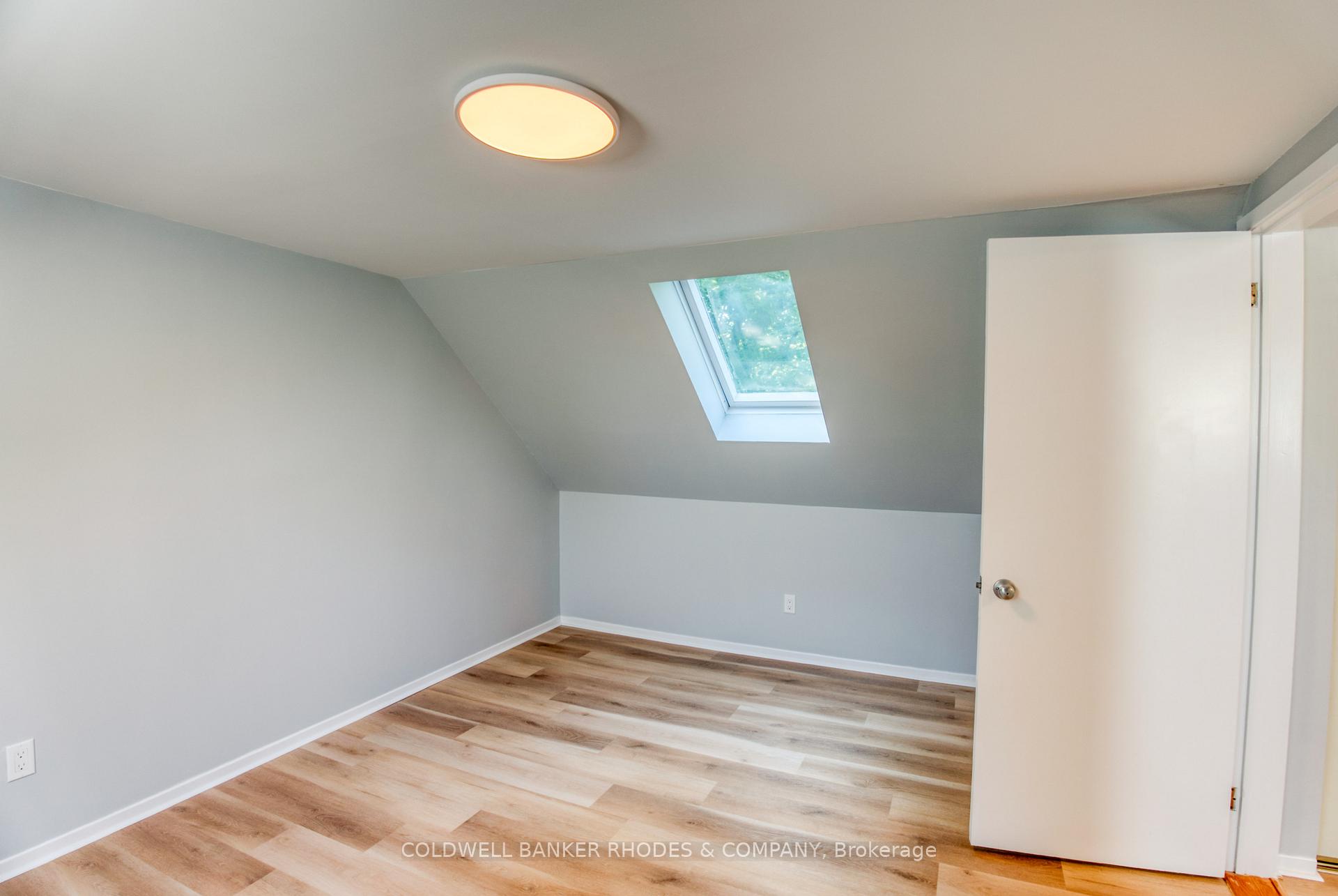 Photo 15 of 18 Sandridge Road, Ottawa, Manor Park — HOMEH