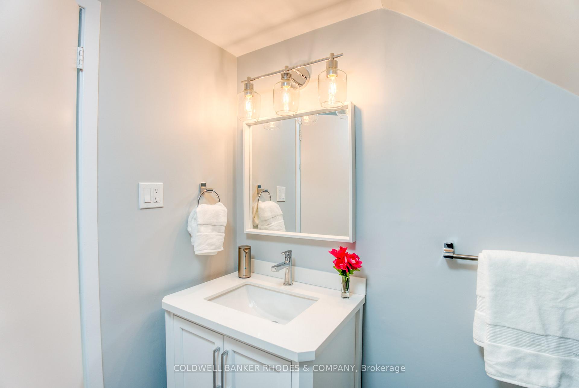 Photo 17 of 18 Sandridge Road, Ottawa, Manor Park — HOMEH