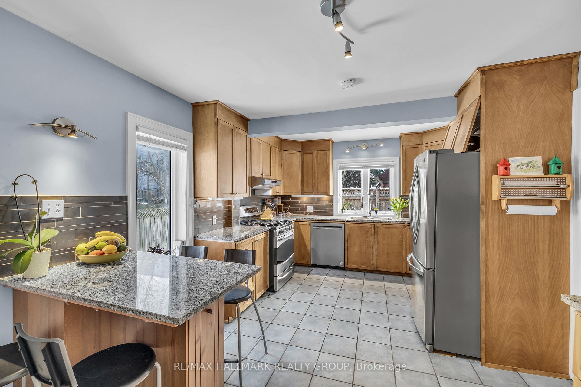Photo 16 of 396 Daly Avenue, Ottawa, Sandy Hill — HOMEH