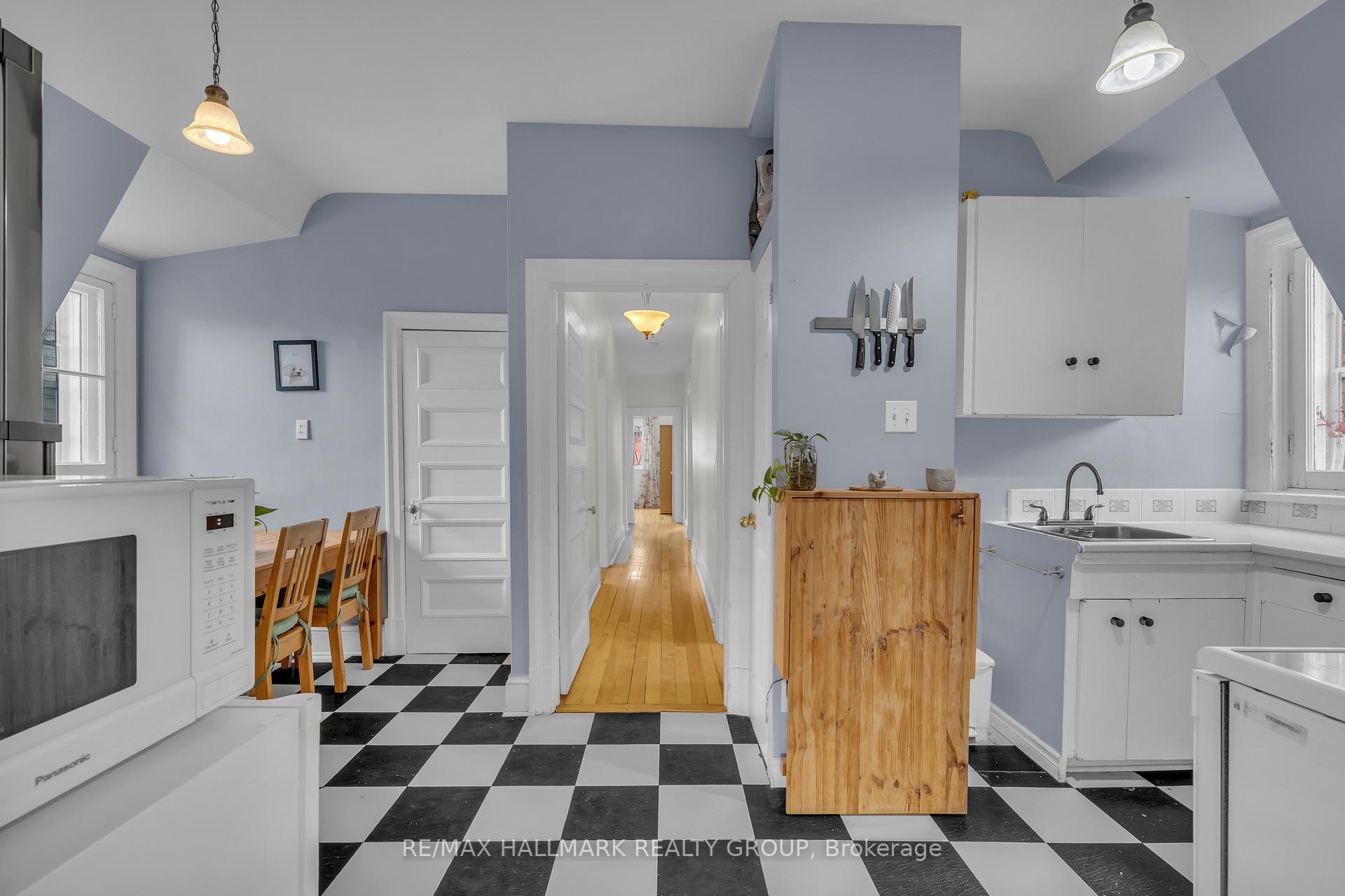 Photo 39 of 396 Daly Avenue, Ottawa, Sandy Hill — HOMEH