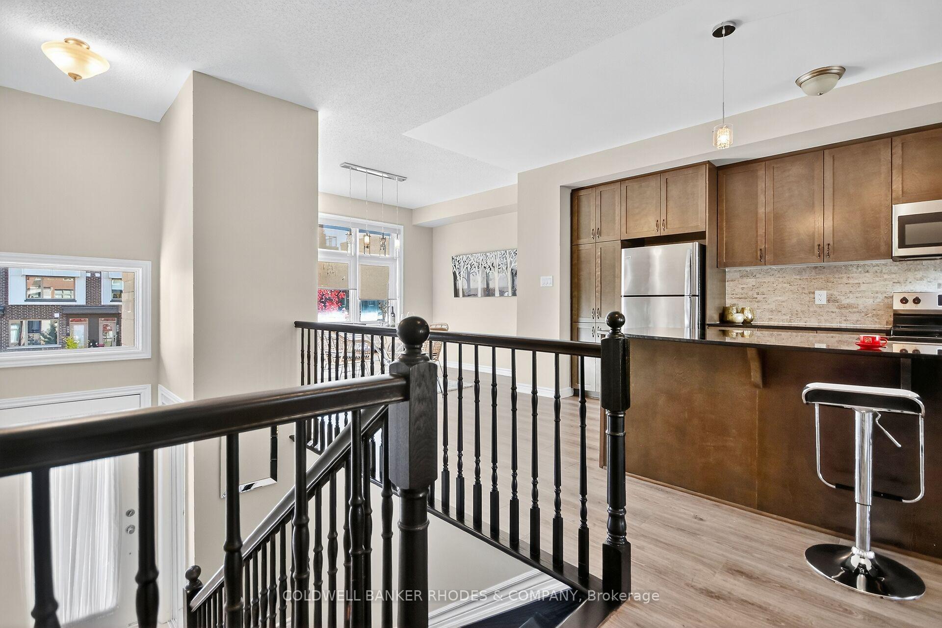 Photo 6 of 815 Mikinak Road, Ottawa, CFB Rockcliffe and Area — HOMEH