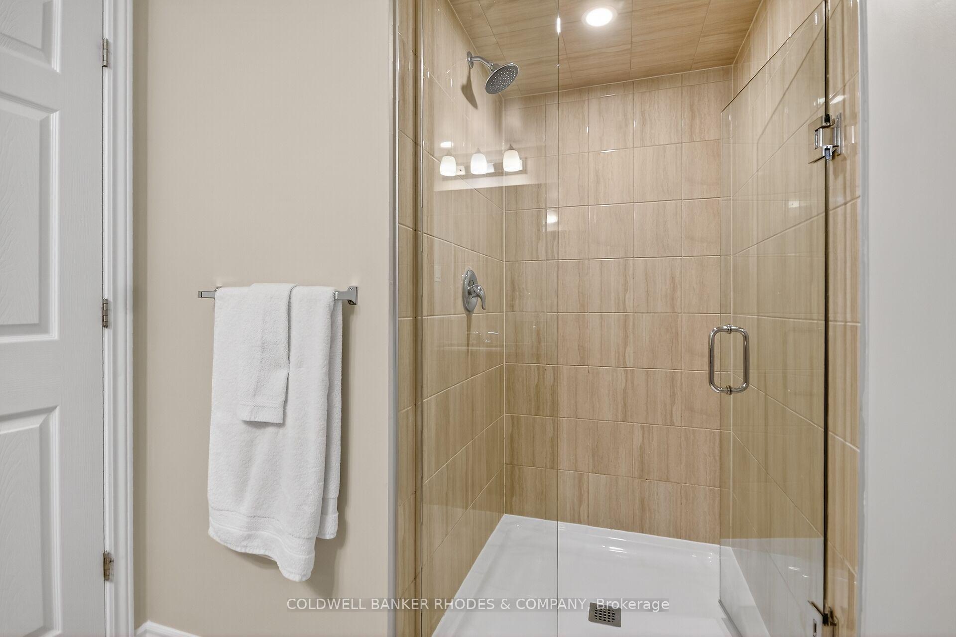 Photo 26 of 815 Mikinak Road, Ottawa, CFB Rockcliffe and Area — HOMEH