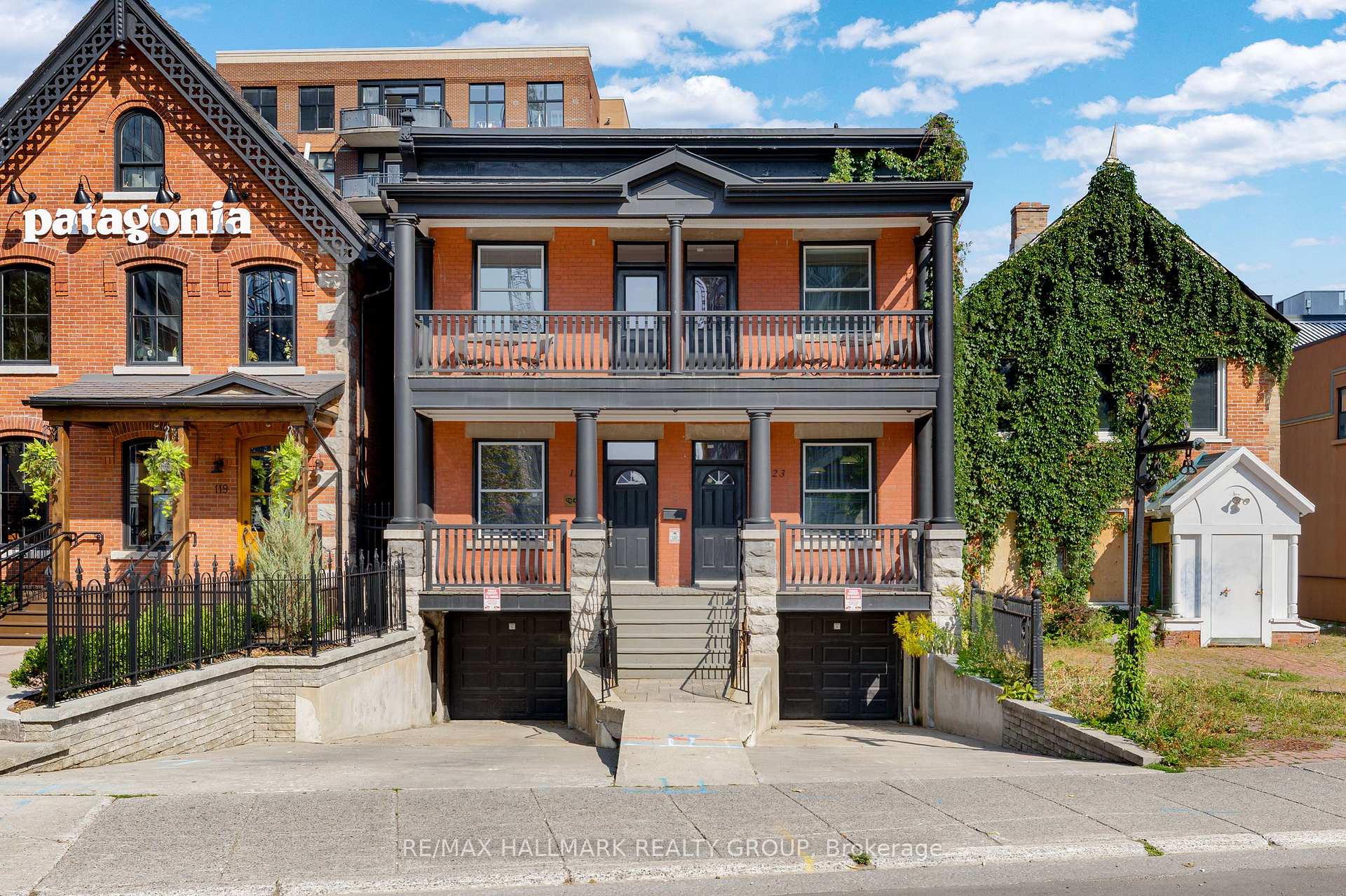 Front of 123 York Street