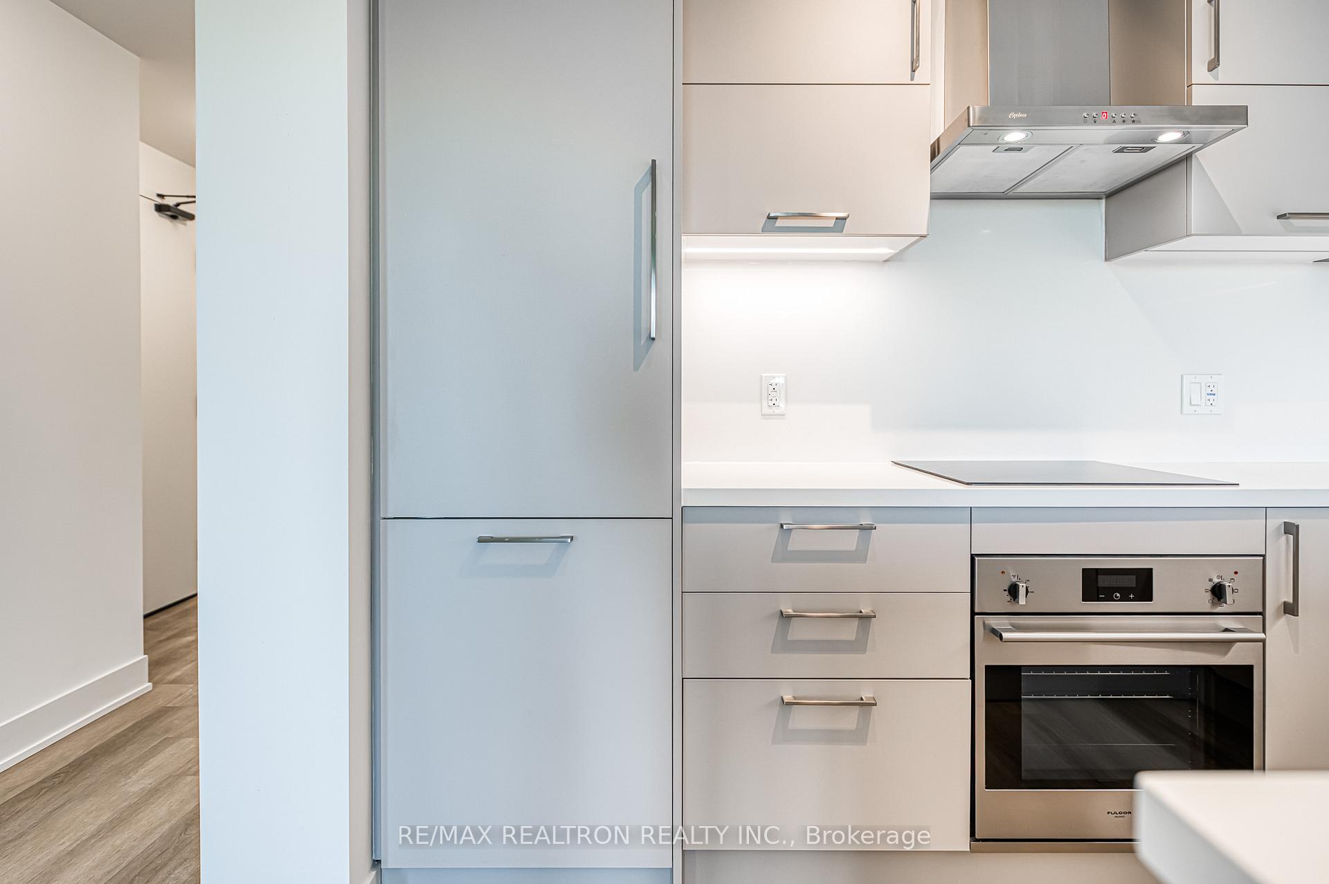Photo 8 of Unit 501, 56 Andre De Grasse Street, Markham, Unionville — HOMEH