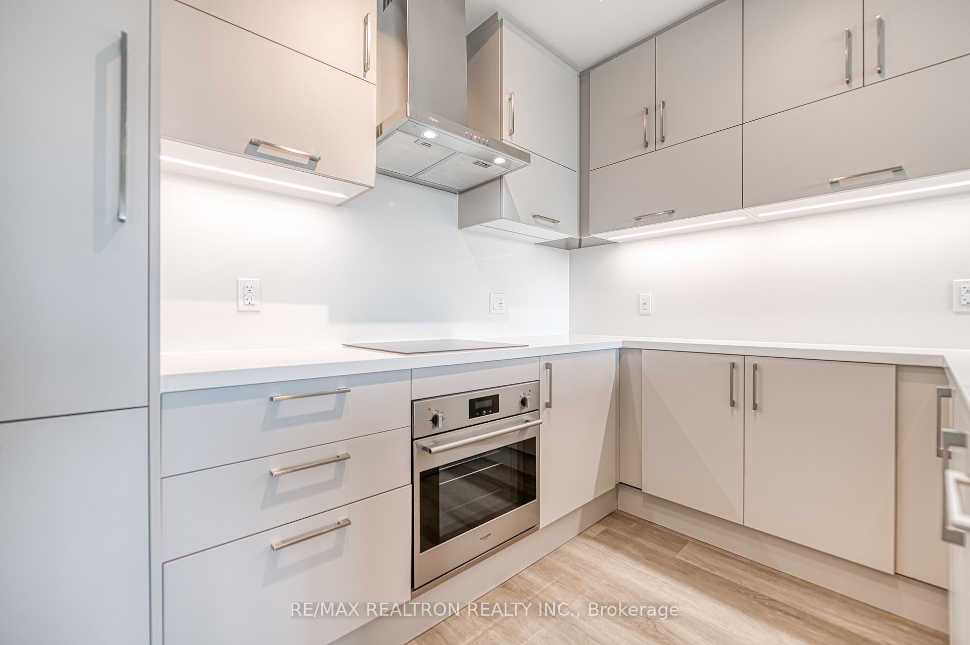 Photo 9 of Unit 501, 56 Andre De Grasse Street, Markham, Unionville — HOMEH