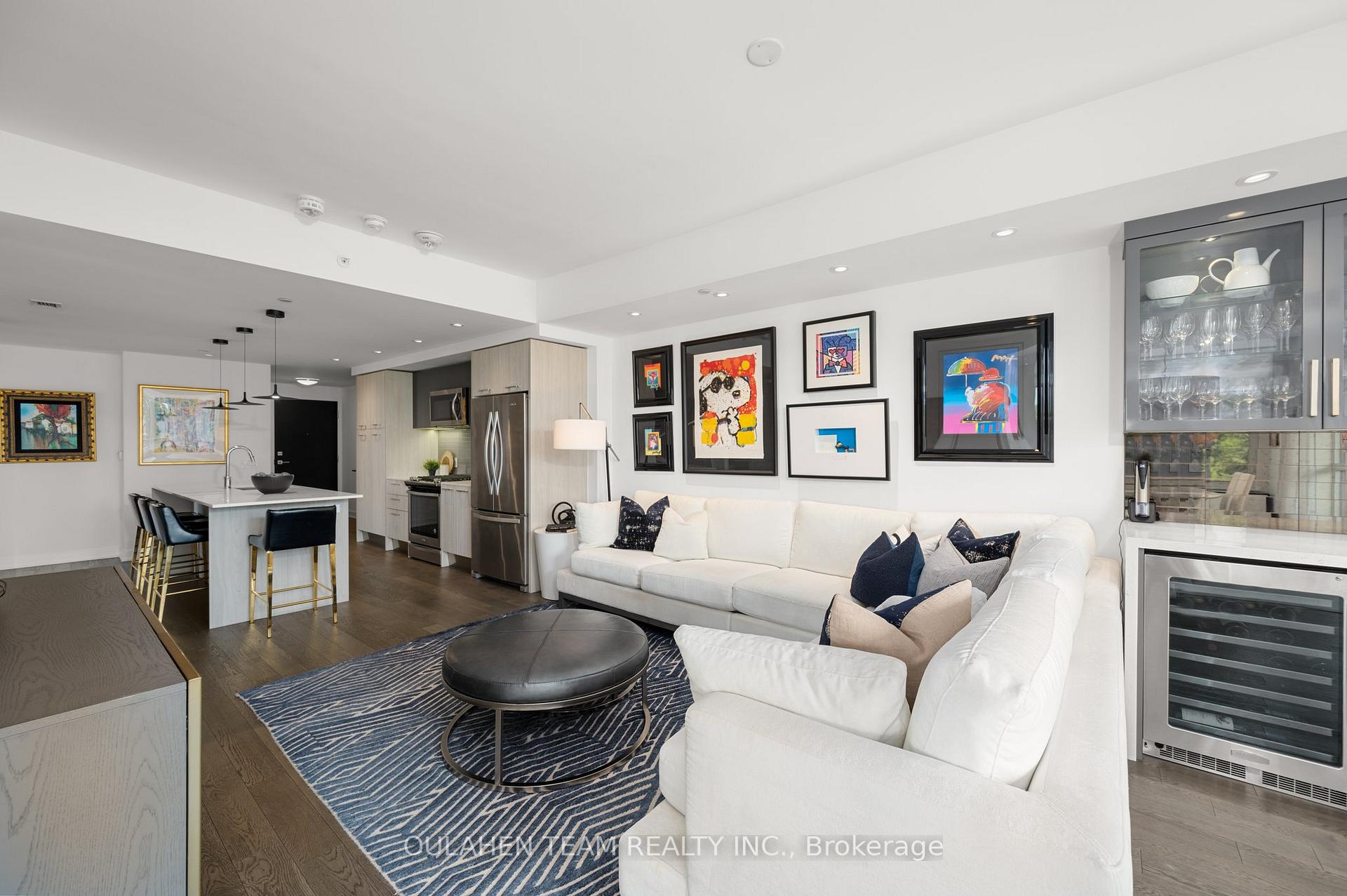 Photo 9 of Unit 302, 665 Kingston Road, Toronto, The Beaches — HOMEH