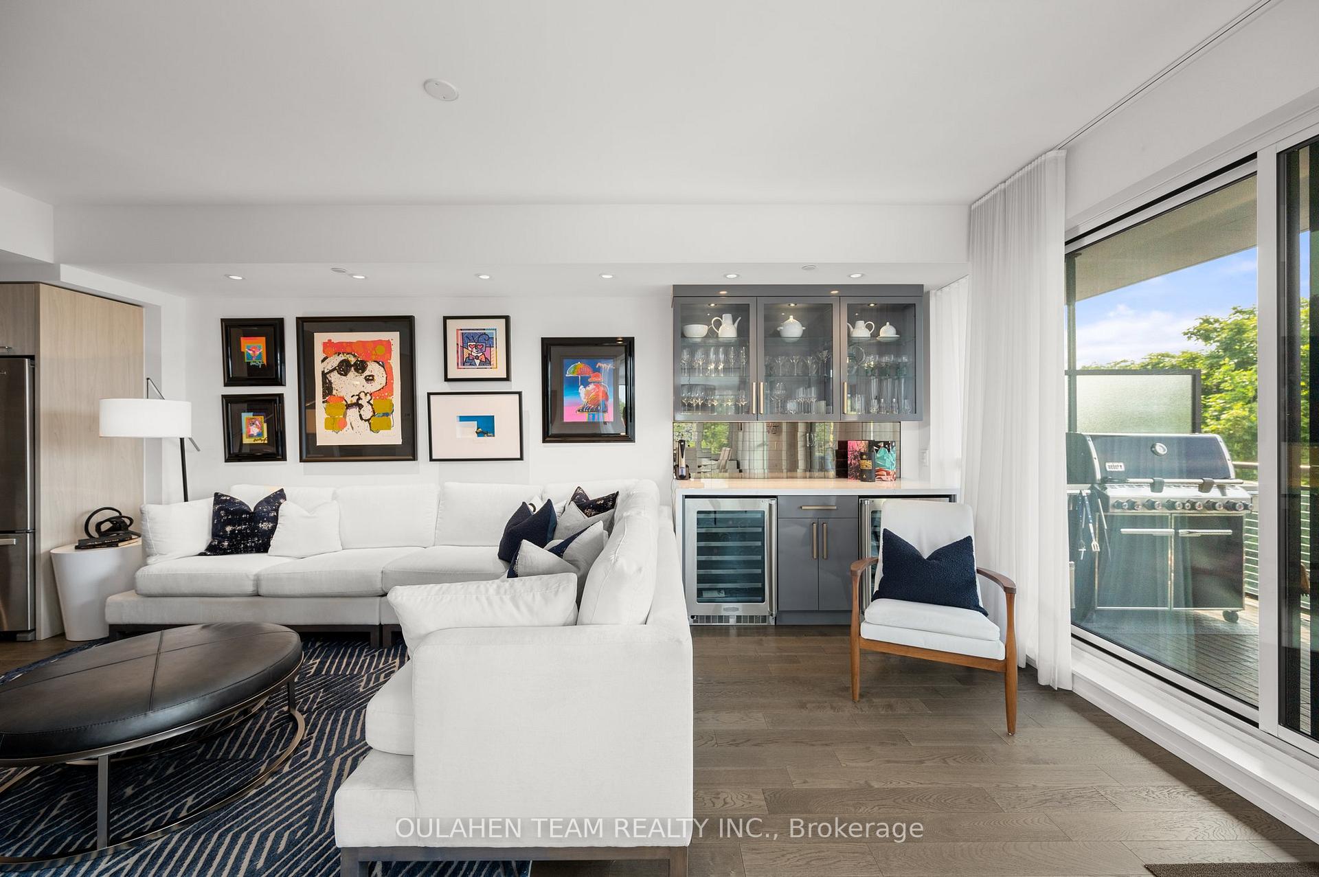 Photo 8 of Unit 302, 665 Kingston Road, Toronto, The Beaches — HOMEH