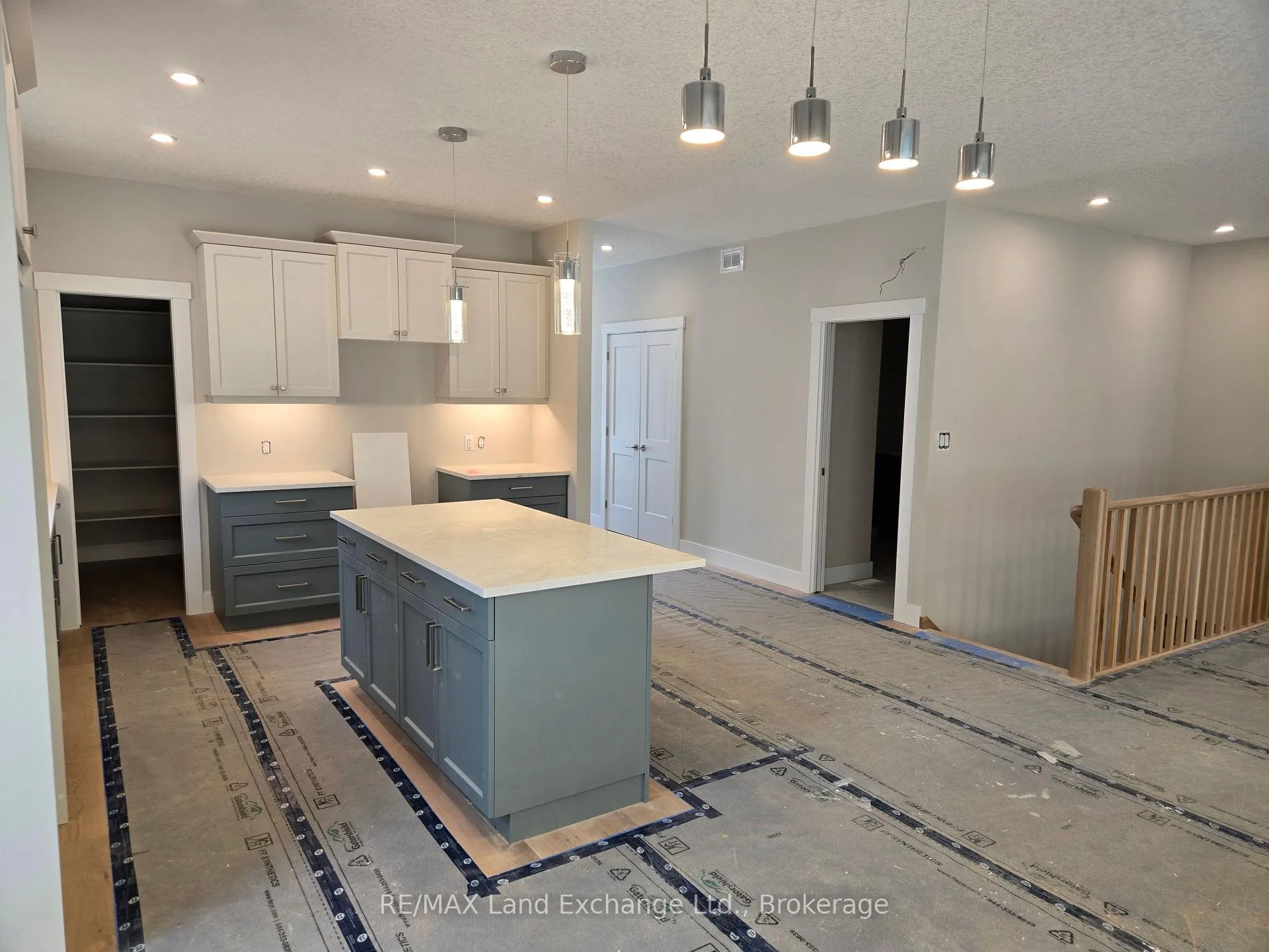 Photo 7 of 784 Campbell Avenue, Kincardine — HOMEH