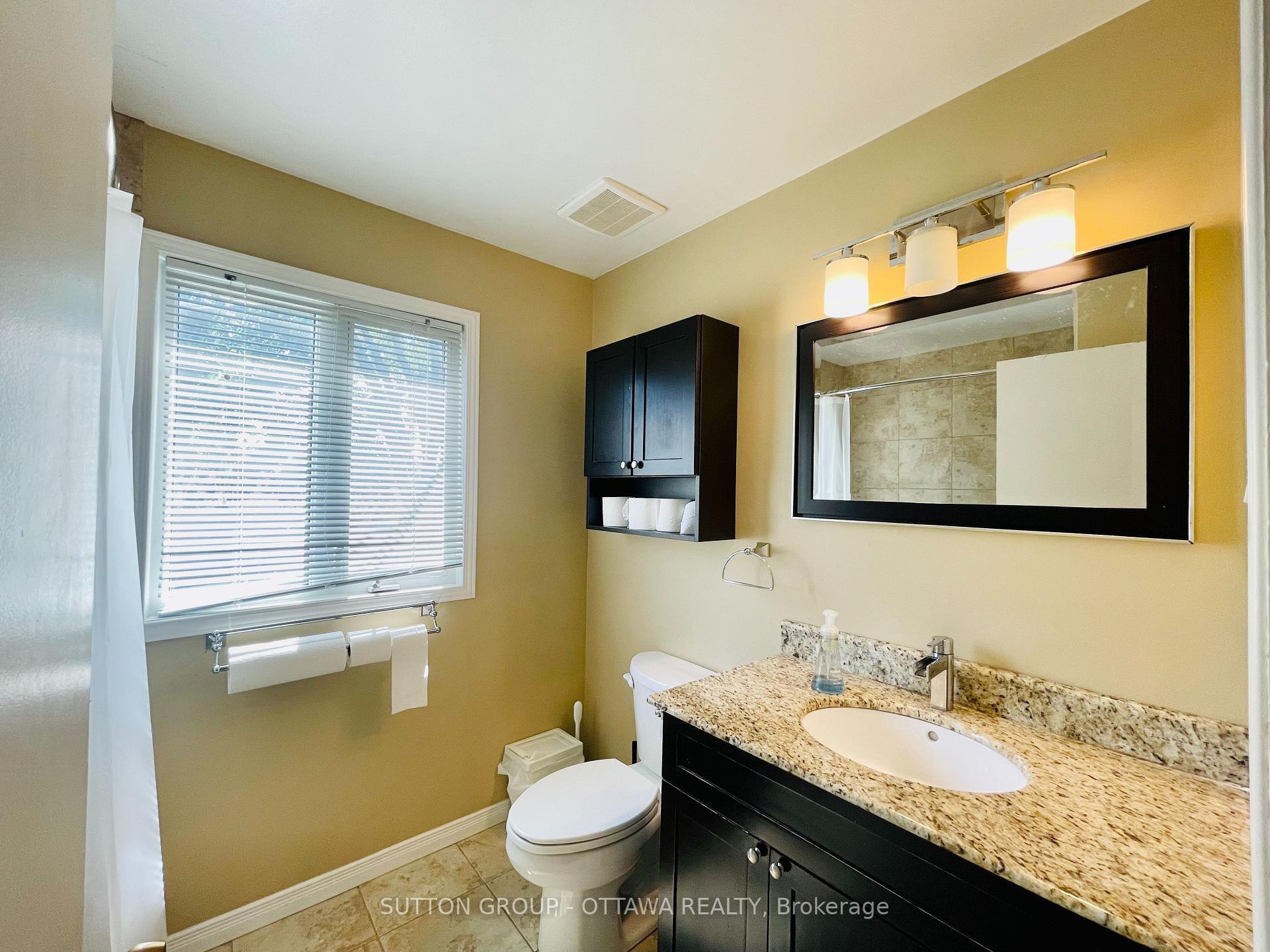 Photo 11 of 52 Canter Boulevard, Ottawa, Meadowlands/St. Claire Gardens — HOMEH
