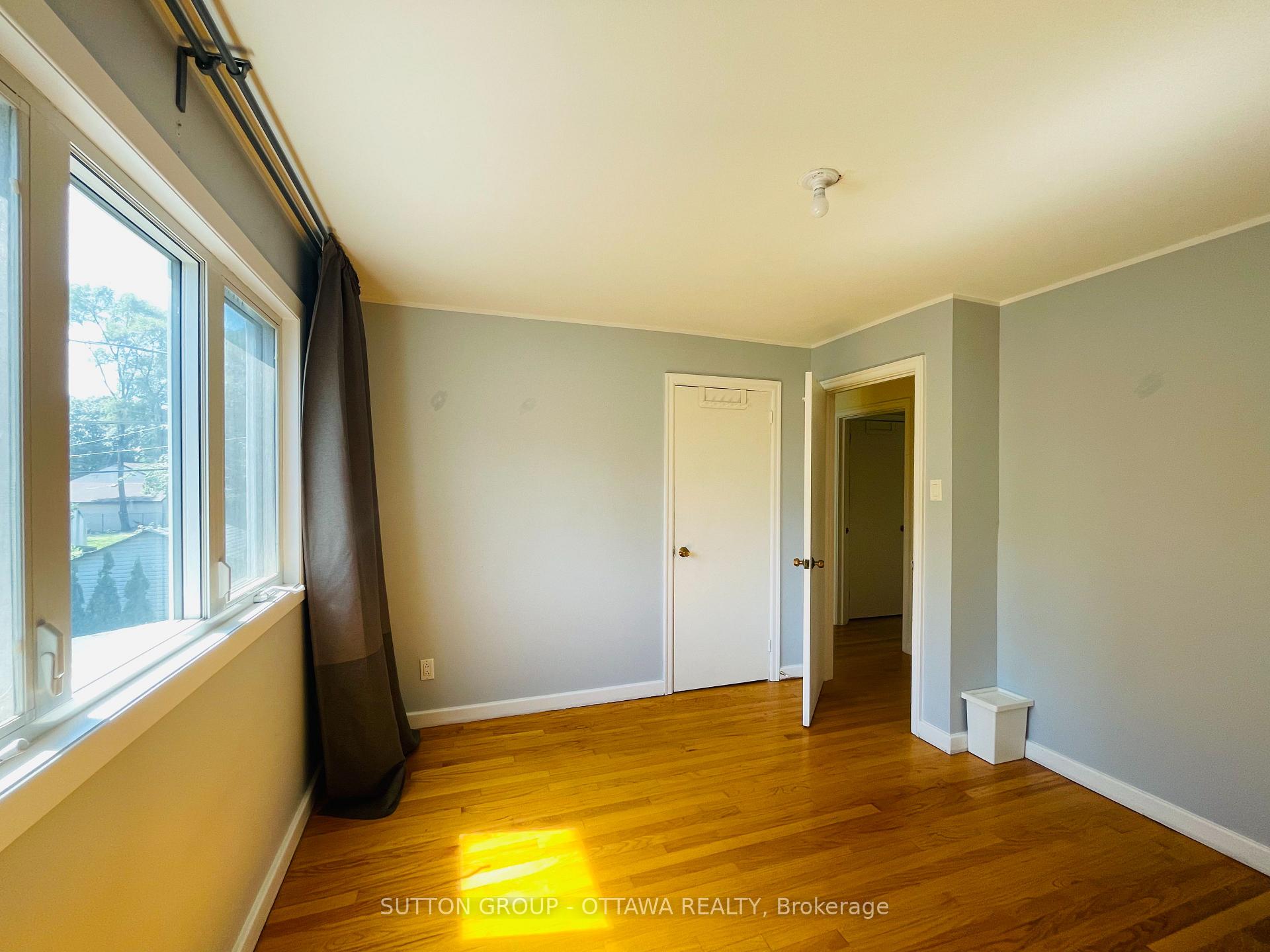 Photo 16 of 52 Canter Boulevard, Ottawa, Meadowlands/St. Claire Gardens — HOMEH