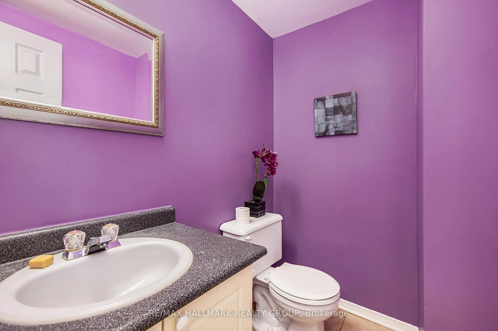 Photo 26 of 120 Royalton Private, Ottawa, Hunt Club Woods — HOMEH