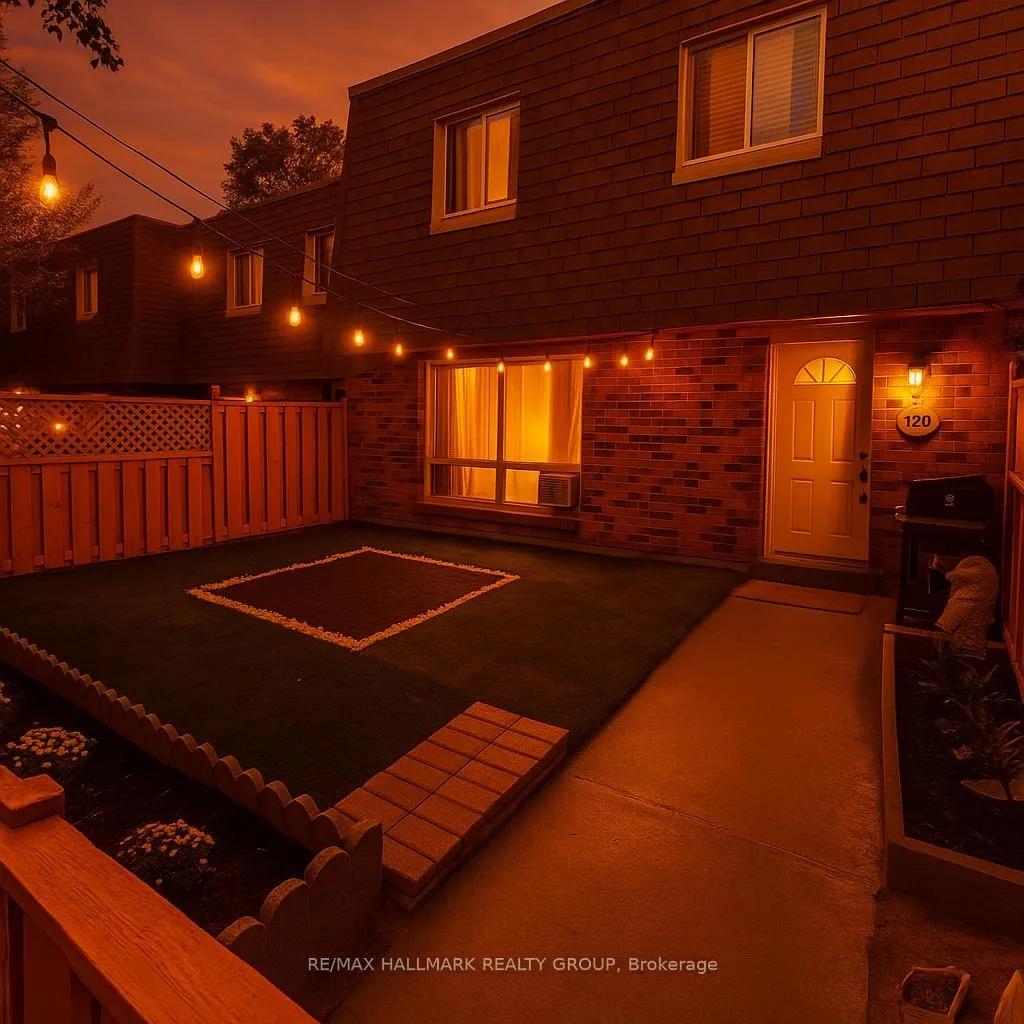 Photo 29 of 120 Royalton Private, Ottawa, Hunt Club Woods — HOMEH