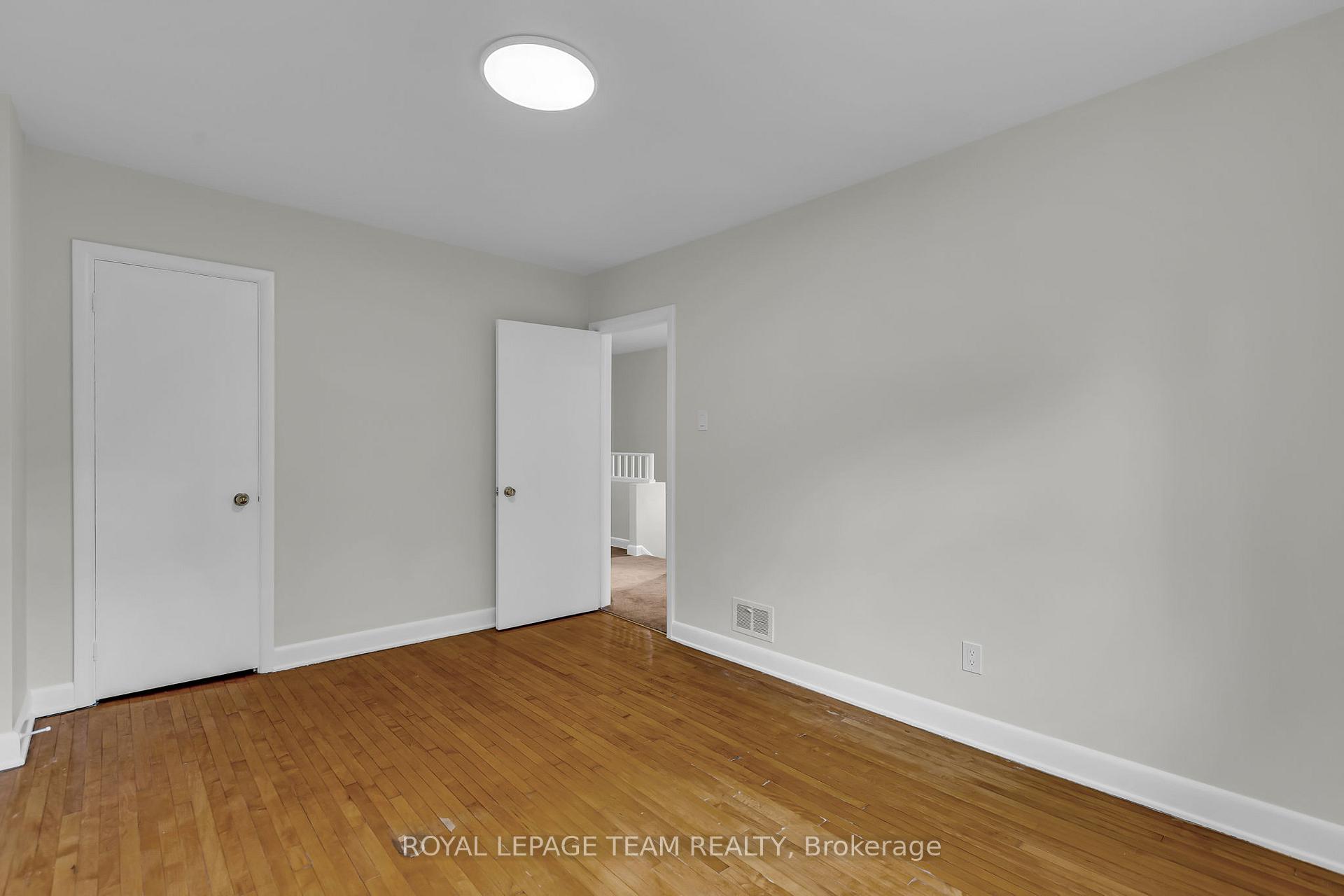 Photo 18 of 866 Broadview Avenue, Ottawa, McKellar Heights — HOMEH