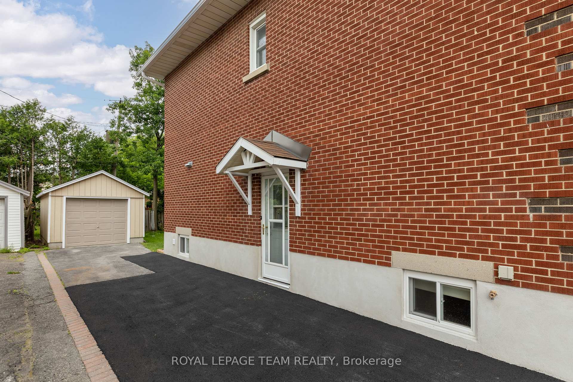 Photo 27 of 866 Broadview Avenue, Ottawa, McKellar Heights — HOMEH