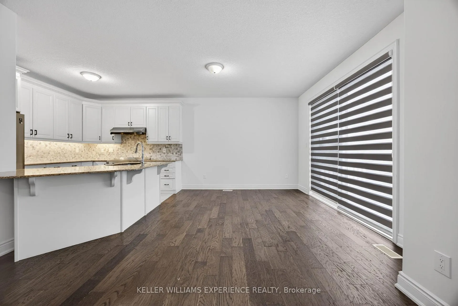 Photo 9 of 1606 Rizzardo Crescent, Innisfil, Alcona — HOMEH
