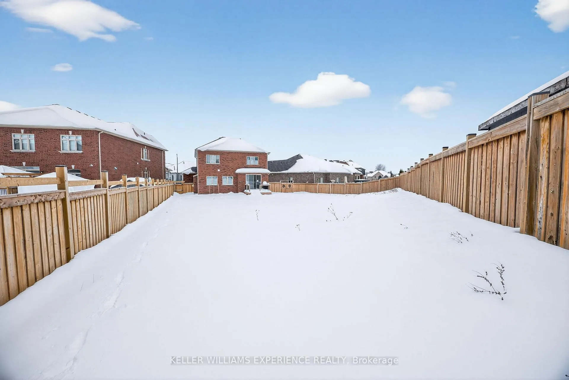 Photo 24 of 1606 Rizzardo Crescent, Innisfil, Alcona — HOMEH