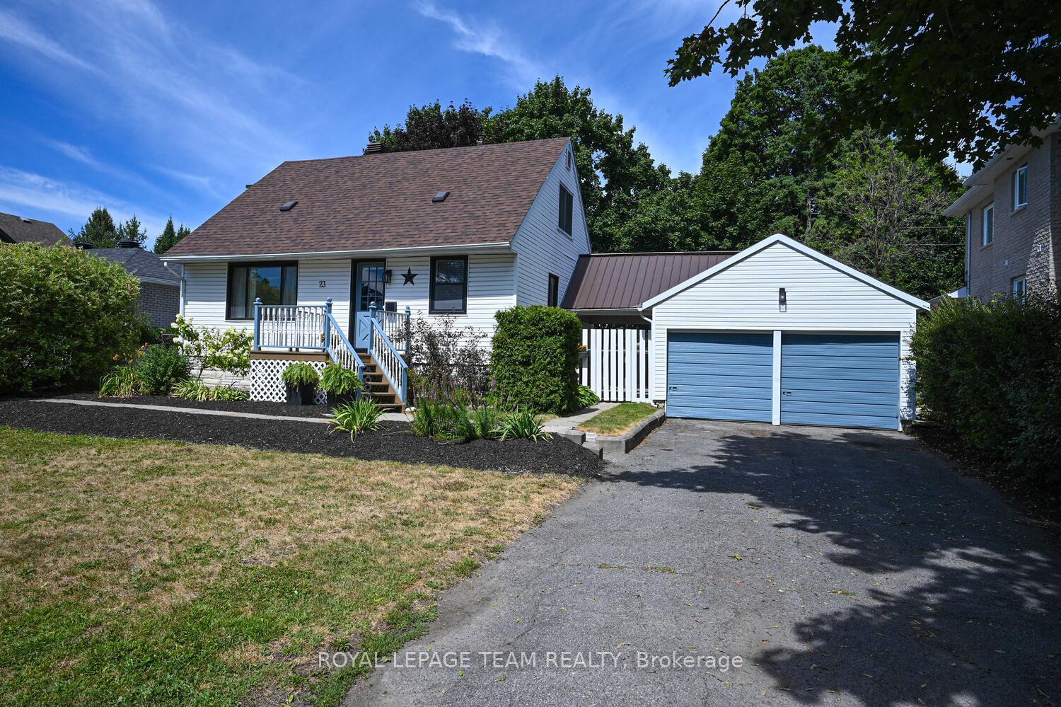 Photo 2 of 23 Norice Street, Ottawa, Meadowlands/Crestview — HOMEH