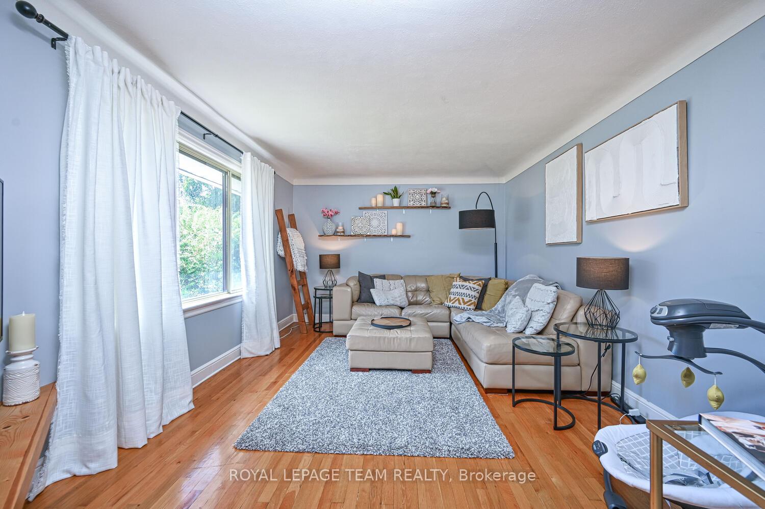 Photo 6 of 23 Norice Street, Ottawa, Meadowlands/Crestview — HOMEH