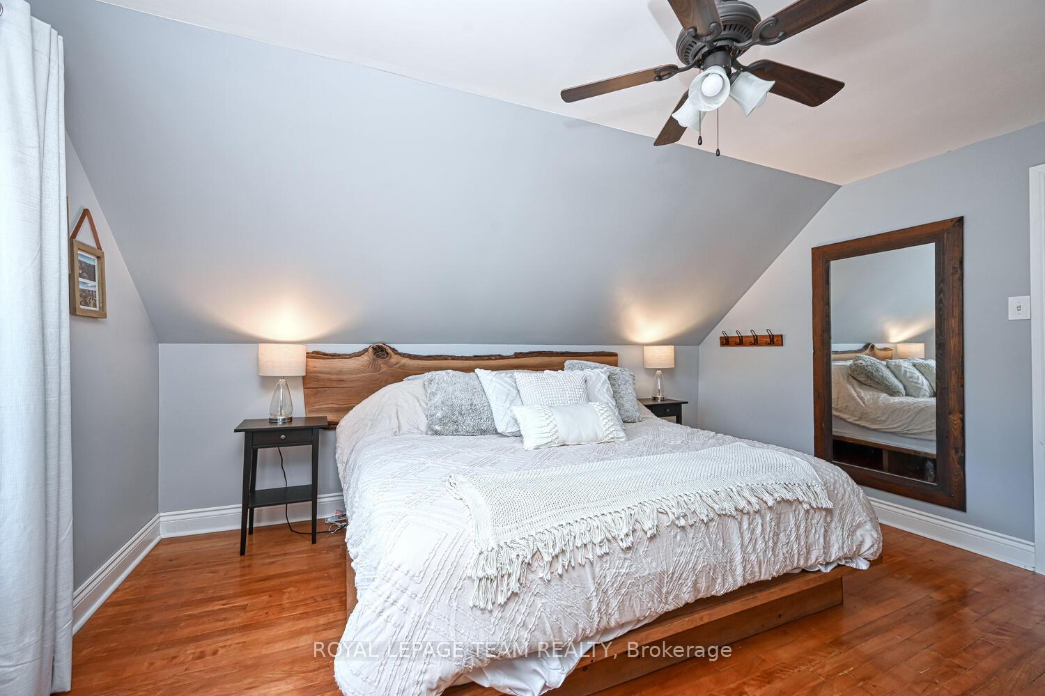 Photo 17 of 23 Norice Street, Ottawa, Meadowlands/Crestview — HOMEH