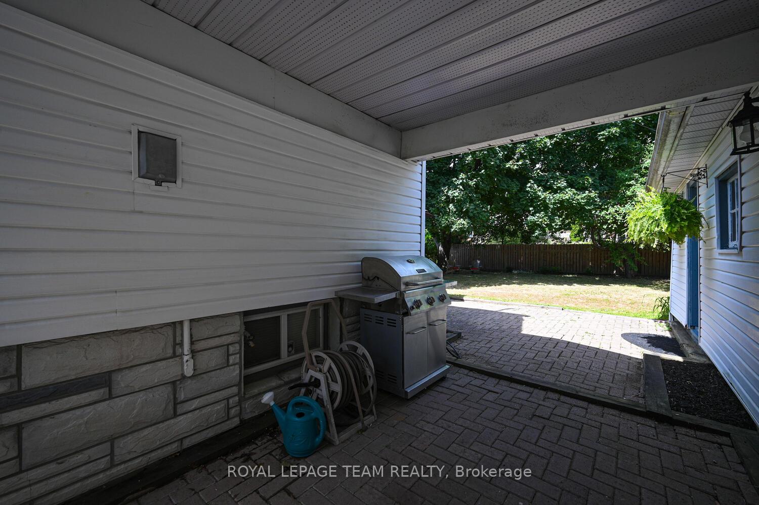 Photo 29 of 23 Norice Street, Ottawa, Meadowlands/Crestview — HOMEH