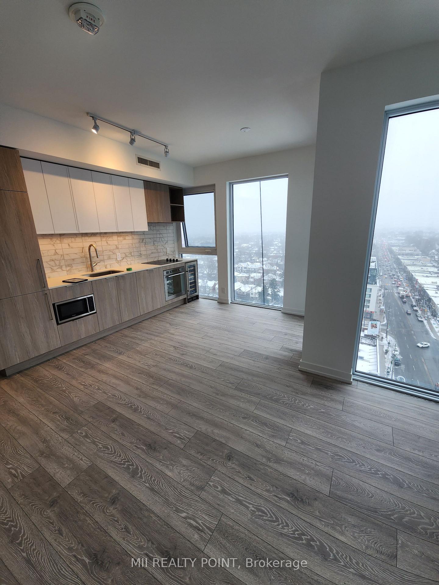 Photo 5 of Unit 1706, 2020 Bathurst Street, Toronto, Humewood-Cedarvale — HOMEH