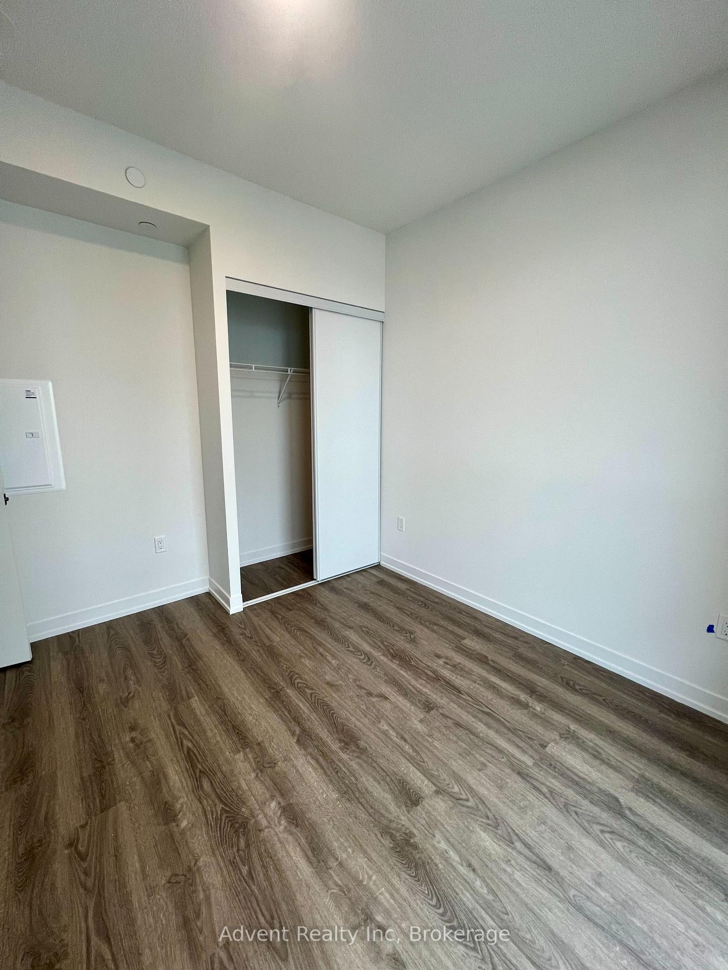 Photo 7 of Unit 4201, 195 Commerce Street, Vaughan, Vaughan Corporate Centre — HOMEH
