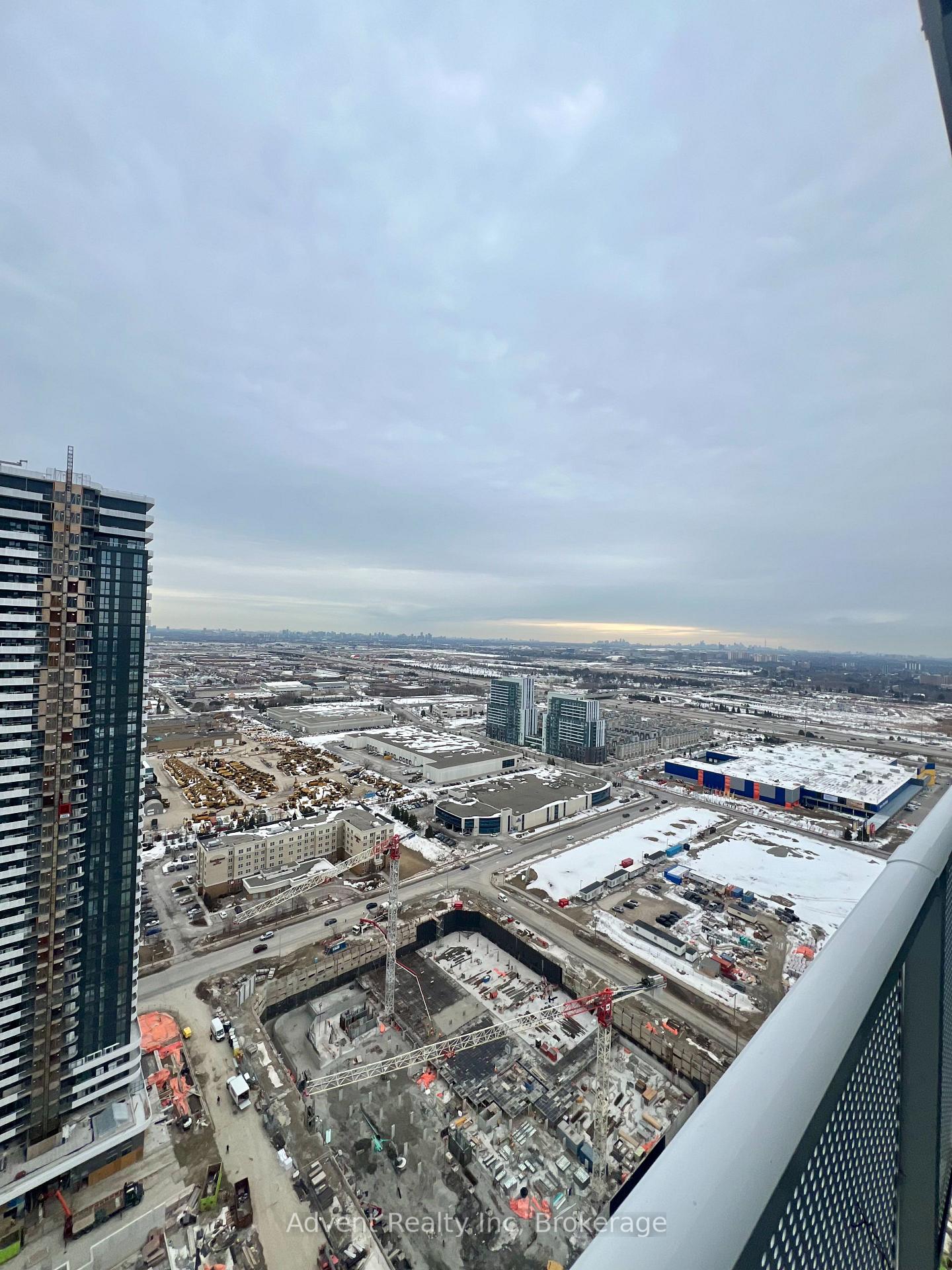 Photo 9 of Unit 4201, 195 Commerce Street, Vaughan, Vaughan Corporate Centre — HOMEH