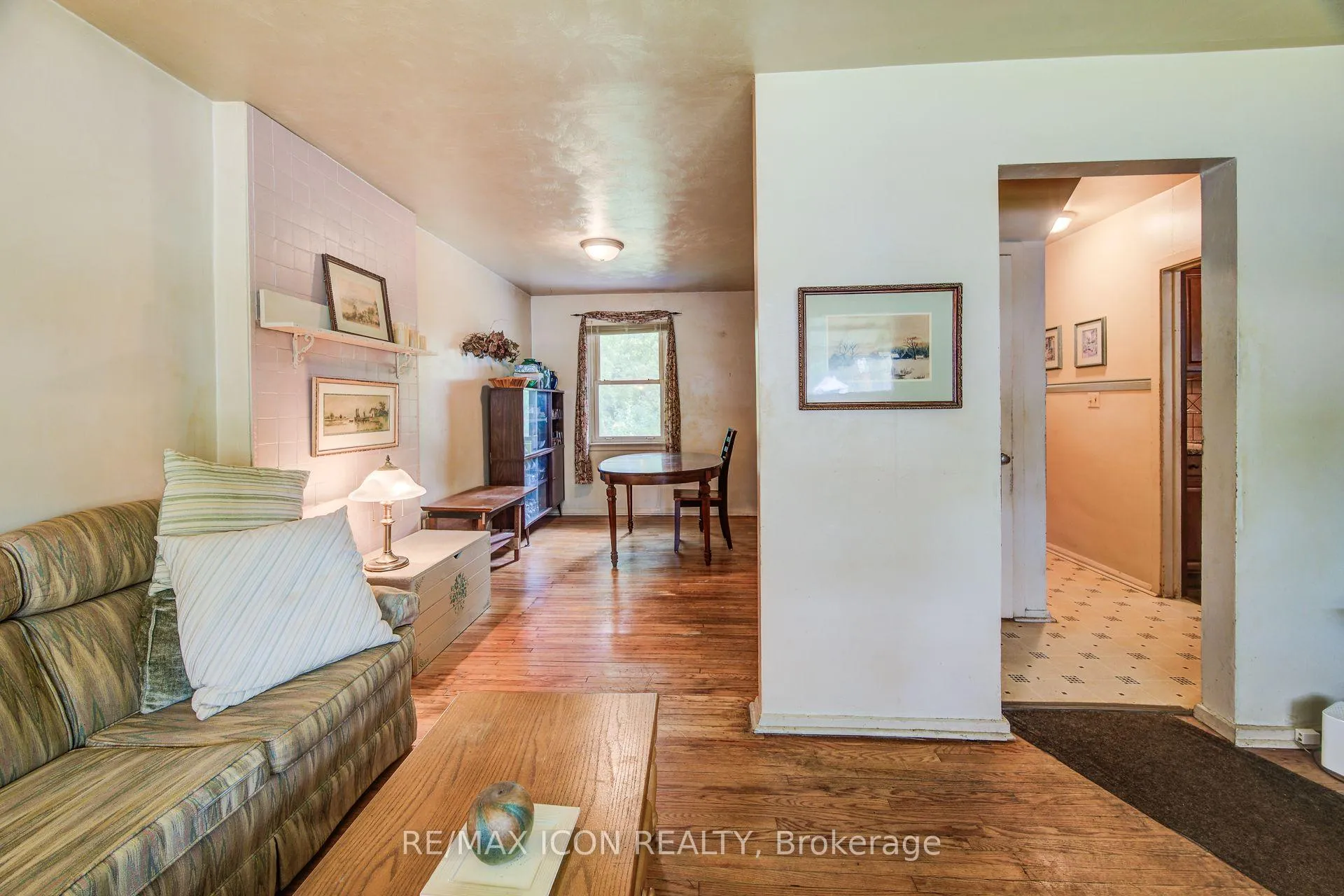 Photo 14 of 105 Lorne Crescent, Kitchener — HOMEH